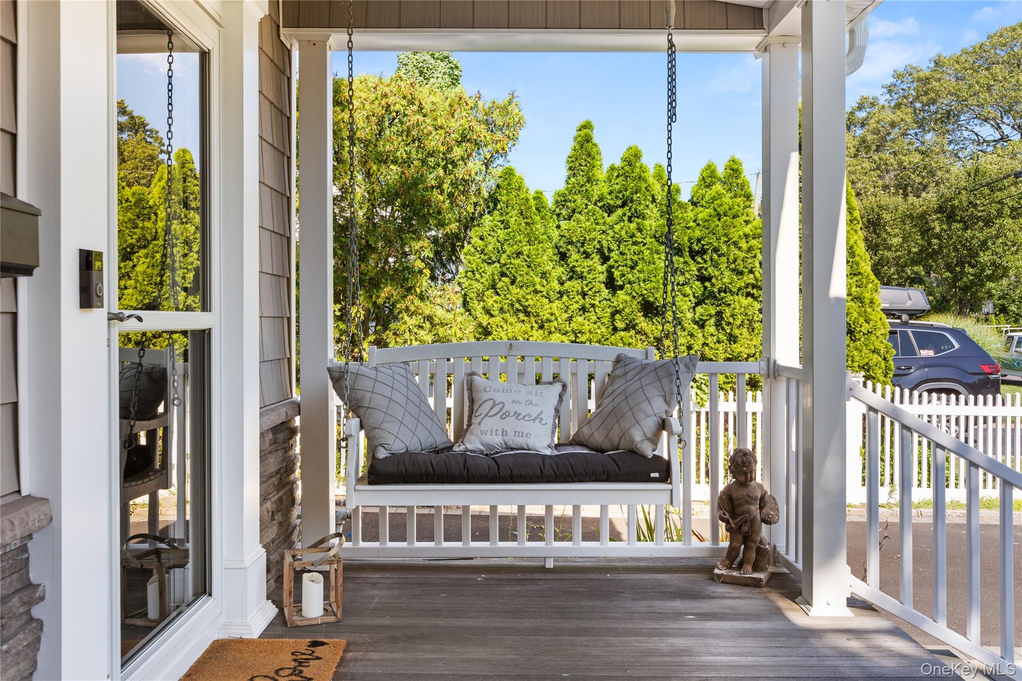 47 Village Line Road, Babylon, NY 11702