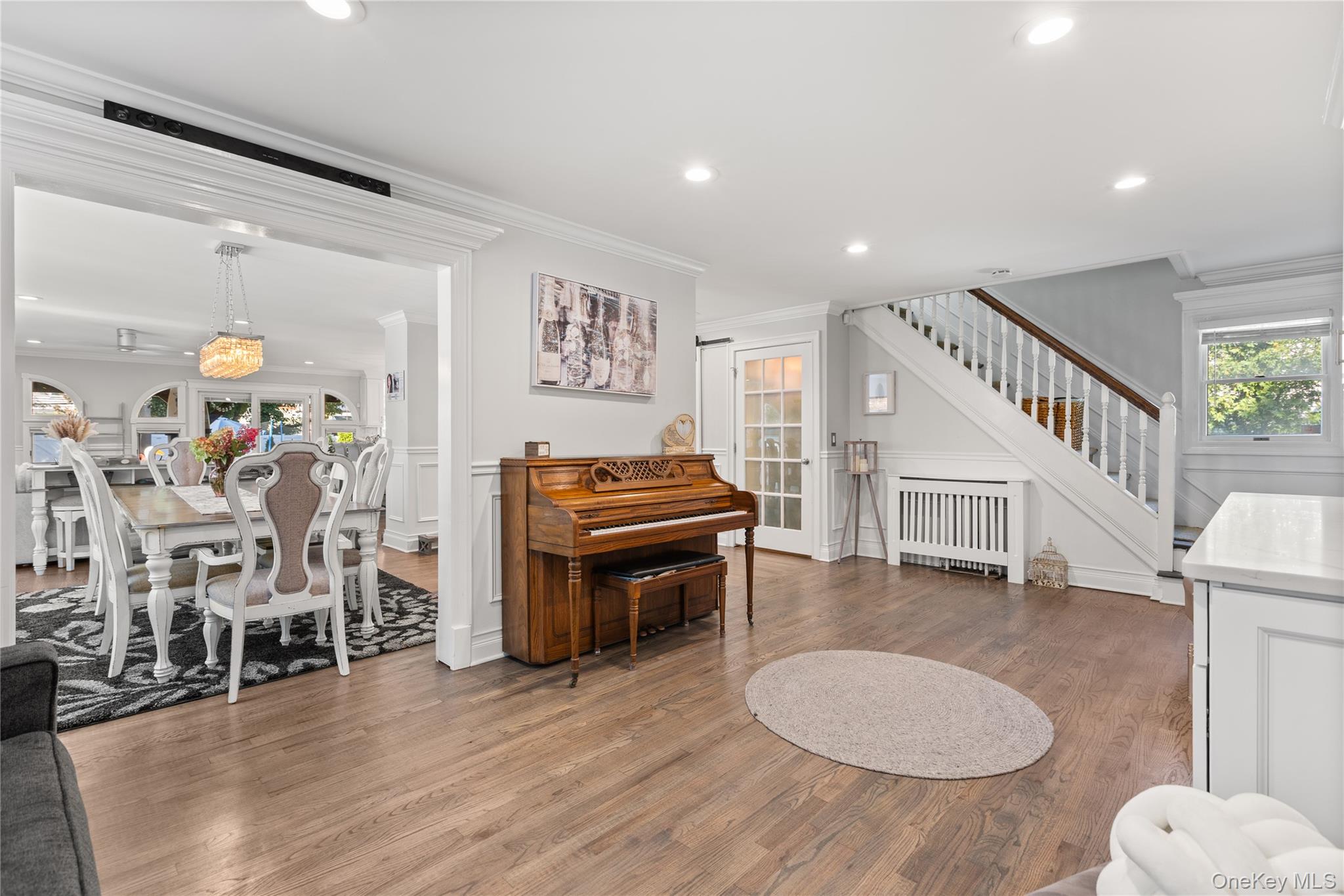 47 Village Line Road, Babylon, NY 11702