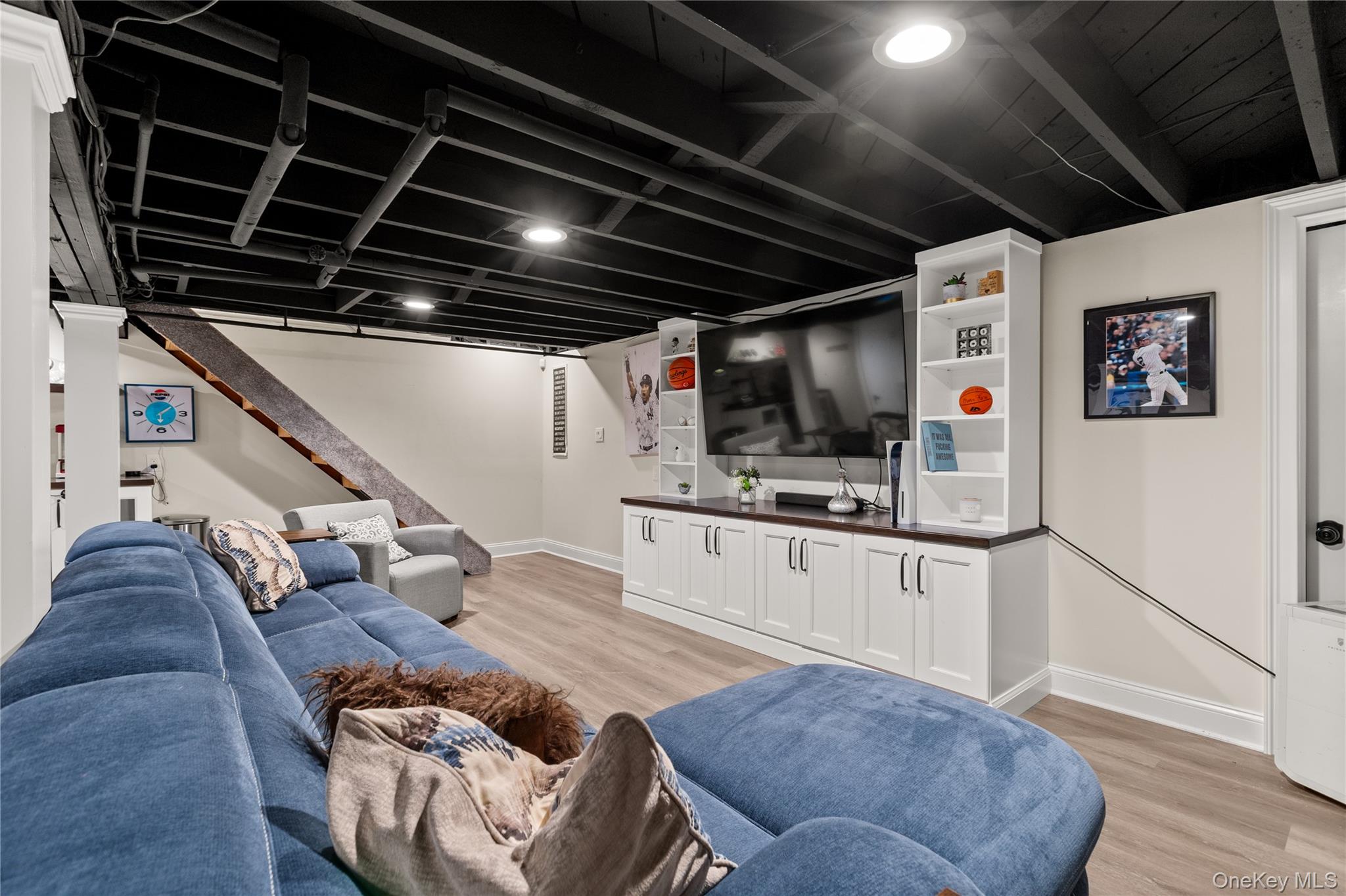 47 Village Line Road, Babylon, NY 11702