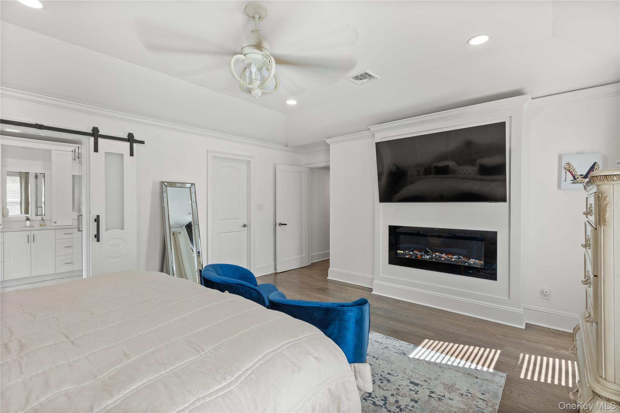 47 Village Line Road, Babylon, NY 11702