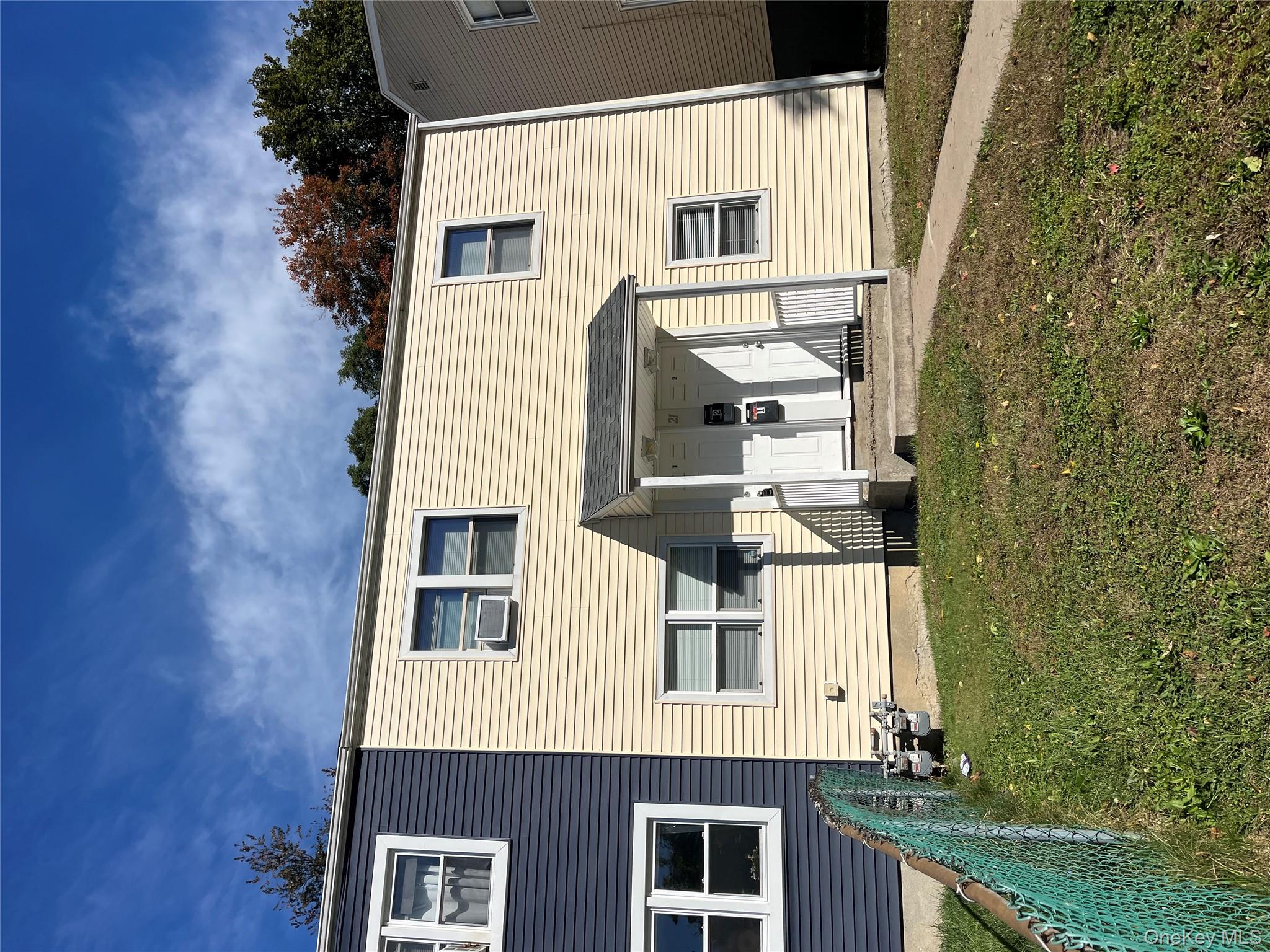 21 Vernon Terrace # 1, Poughkeepsie, NY 12601