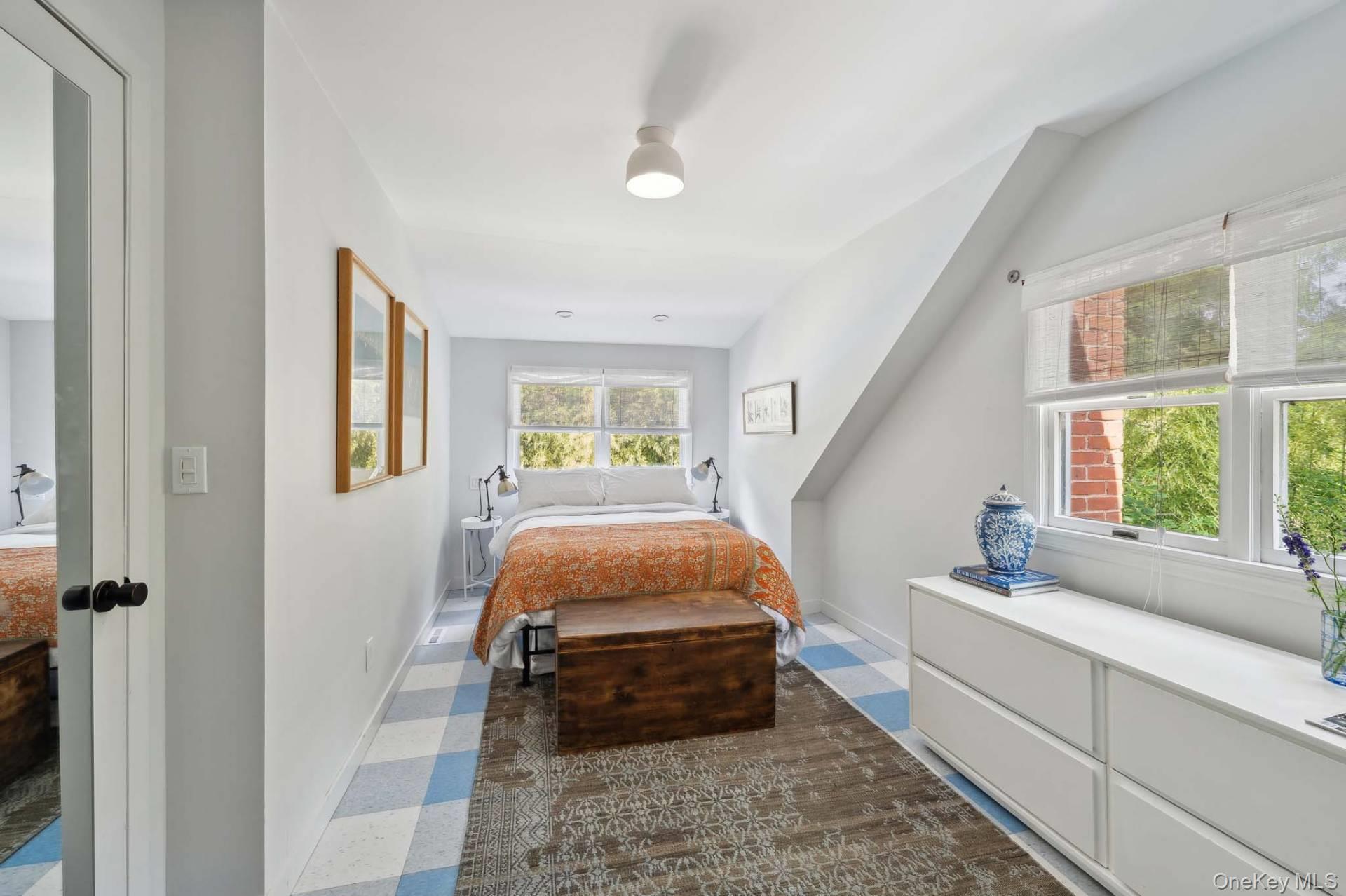 3 Holmes Lane, Hampton Bays, NY 11946