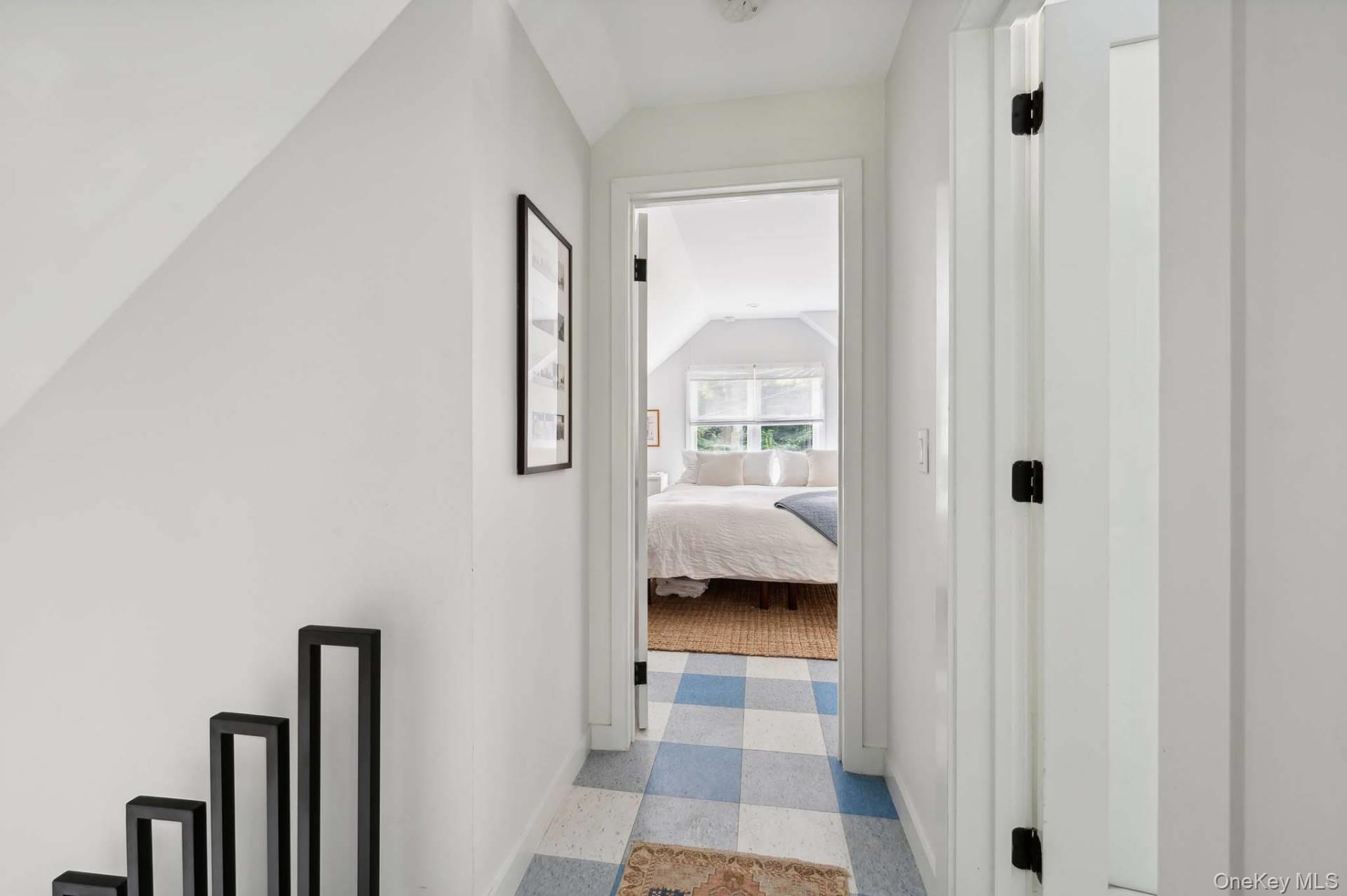 3 Holmes Lane, Hampton Bays, NY 11946