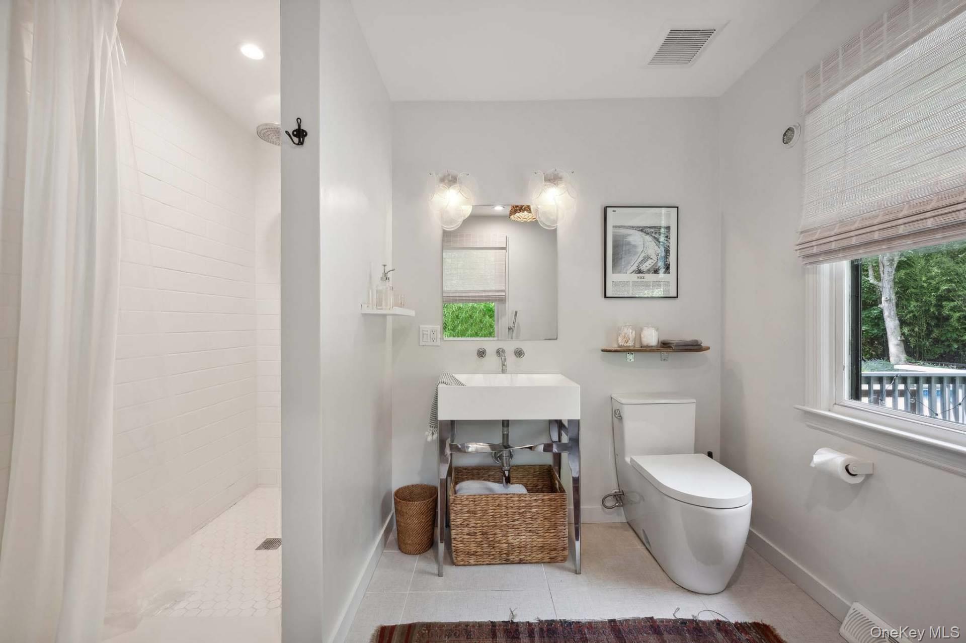 3 Holmes Lane, Hampton Bays, NY 11946