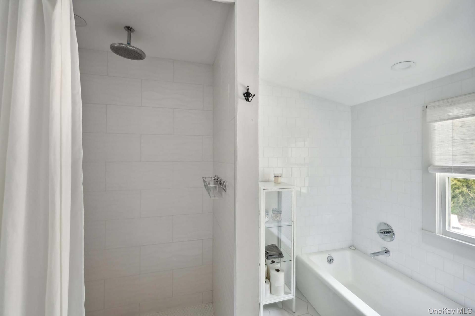 3 Holmes Lane, Hampton Bays, NY 11946