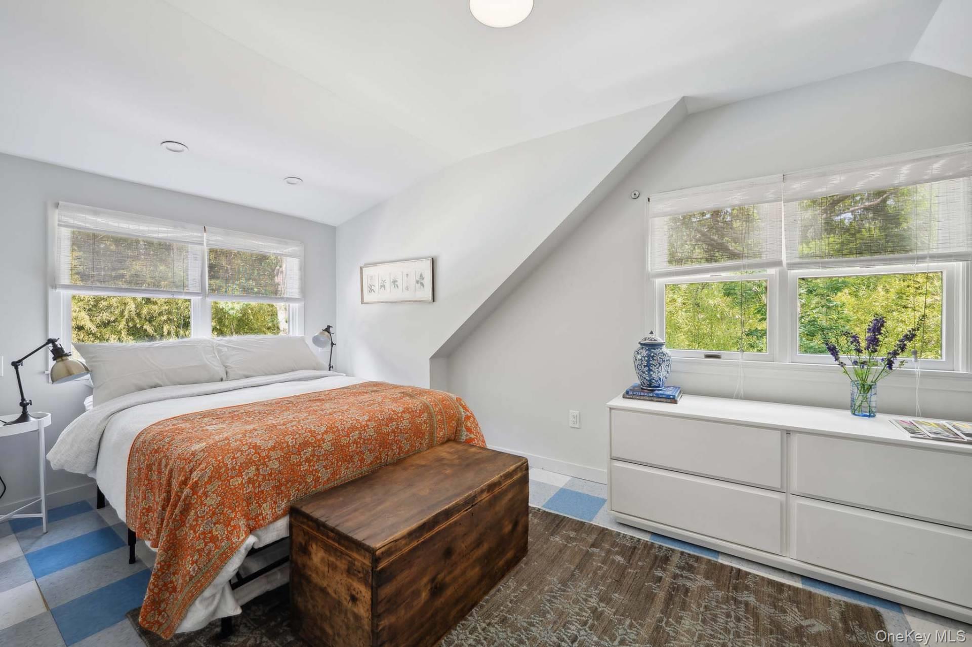 3 Holmes Lane, Hampton Bays, NY 11946