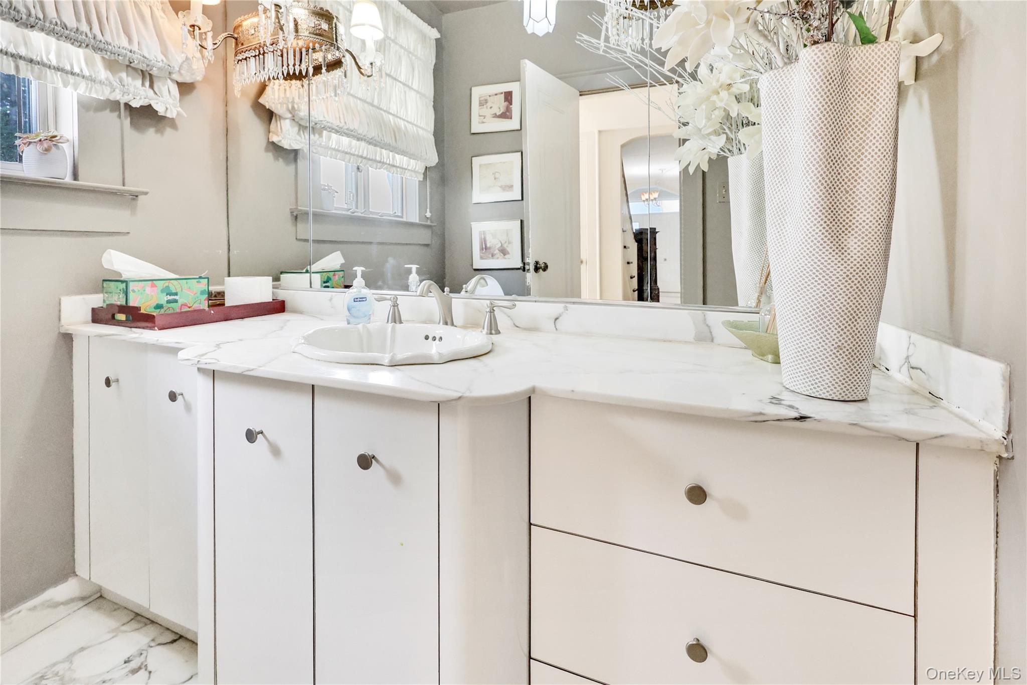 19 Margaret Avenue, Lawrence, NY 11559