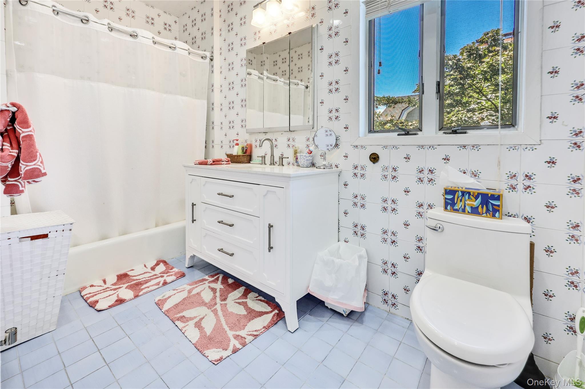 19 Margaret Avenue, Lawrence, NY 11559