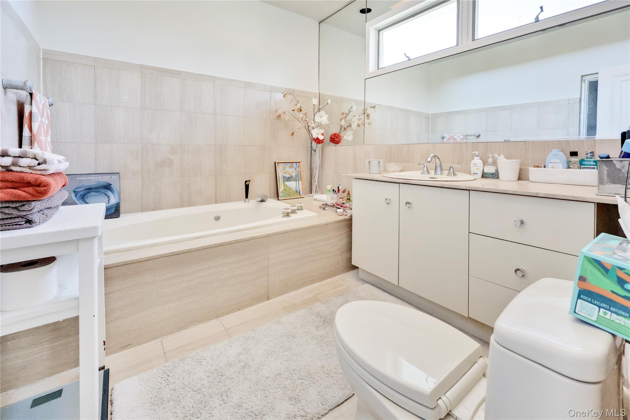 19 Margaret Avenue, Lawrence, NY 11559