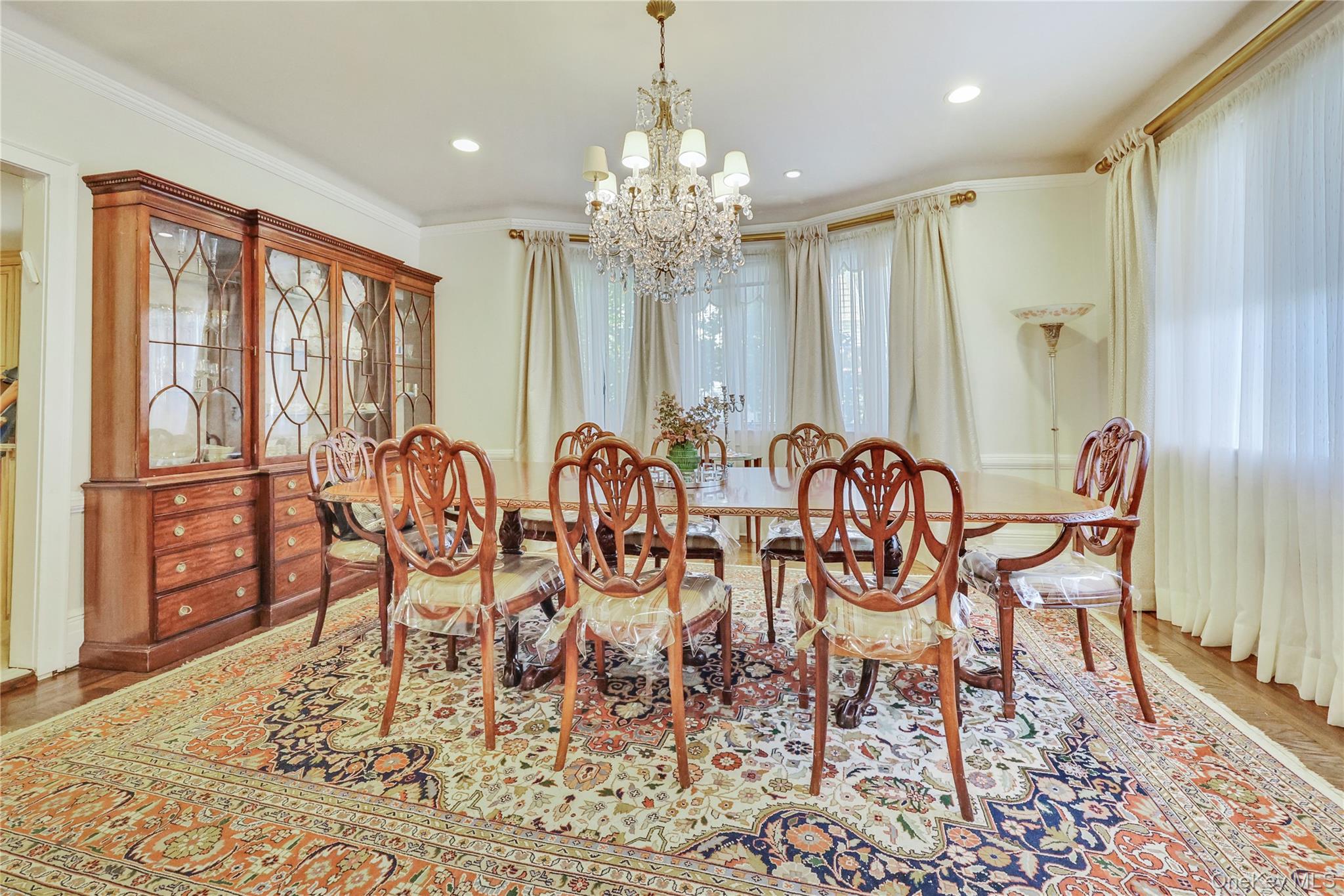 19 Margaret Avenue, Lawrence, NY 11559