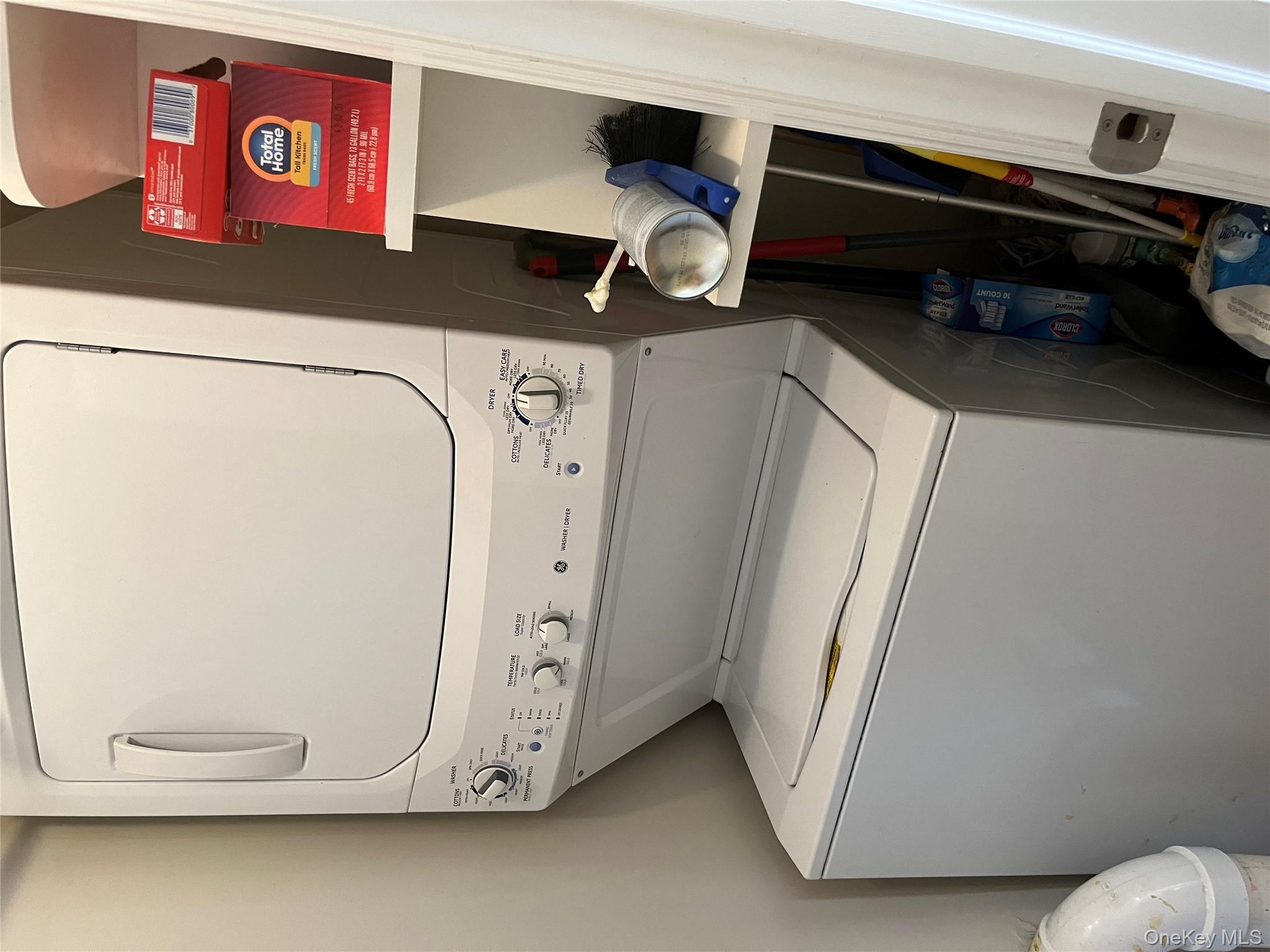 615 W Walnut Street, Long Beach, NY 11561