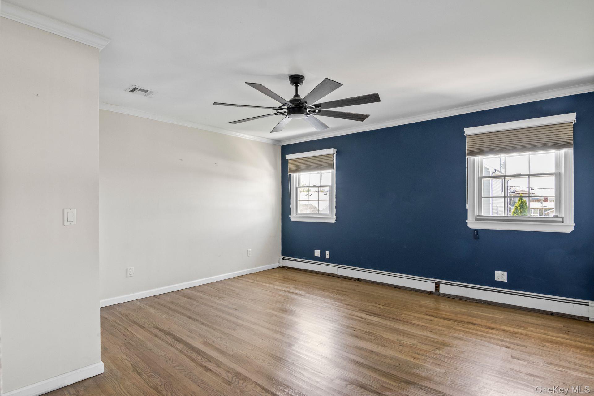 59 Western Concourse, Amity Harbor, NY 11701