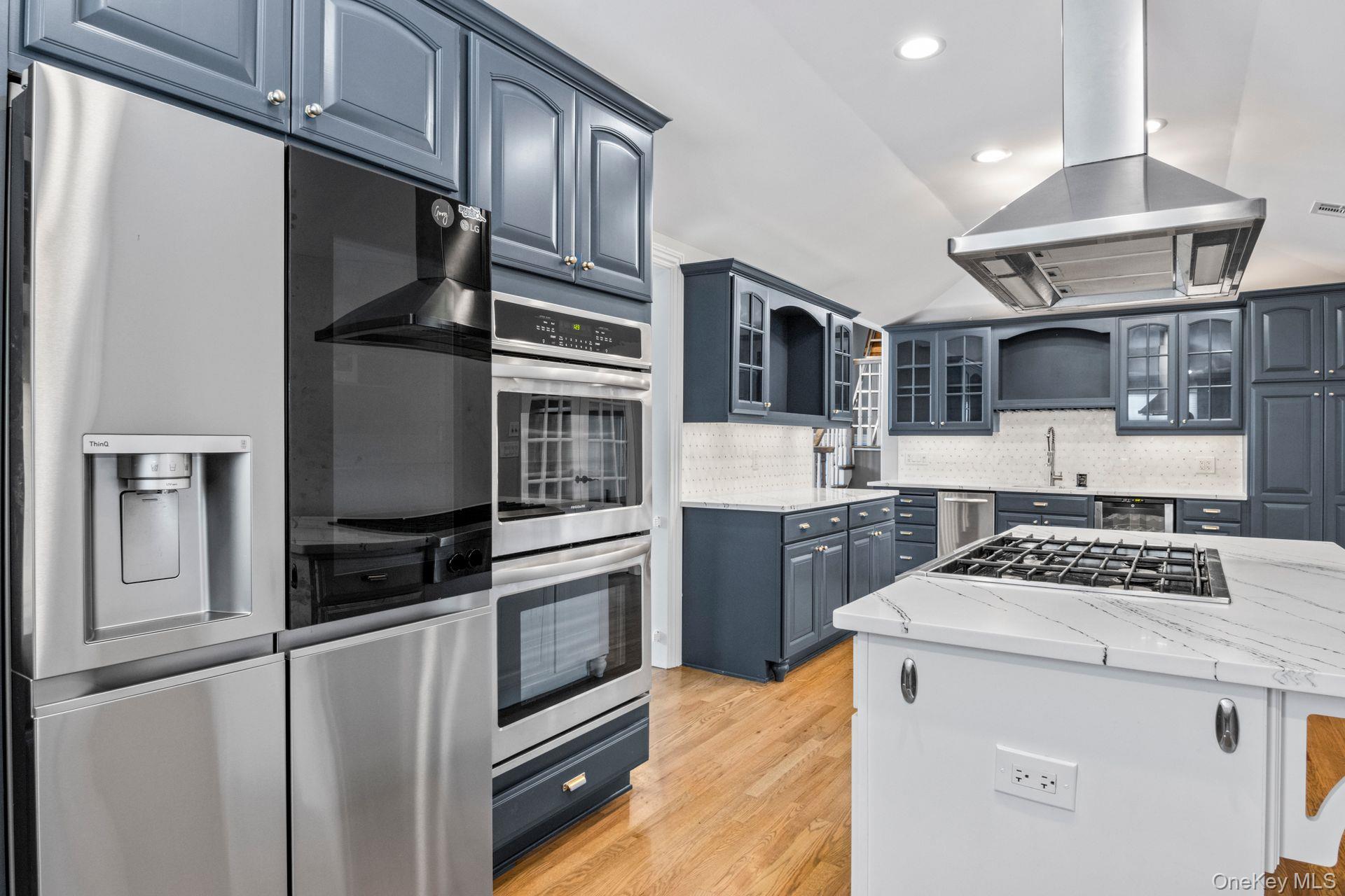 59 Western Concourse, Amity Harbor, NY 11701