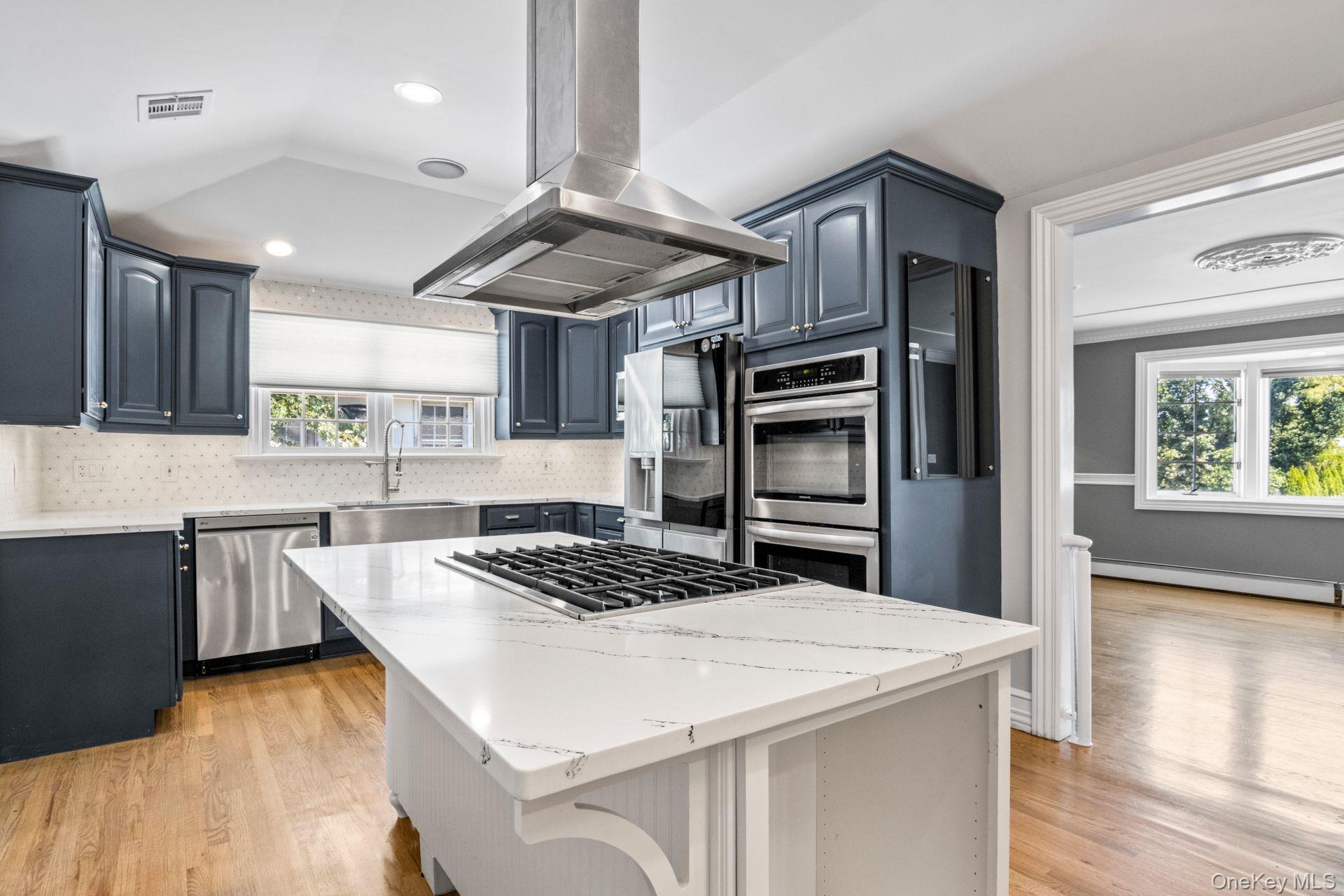 59 Western Concourse, Amity Harbor, NY 11701