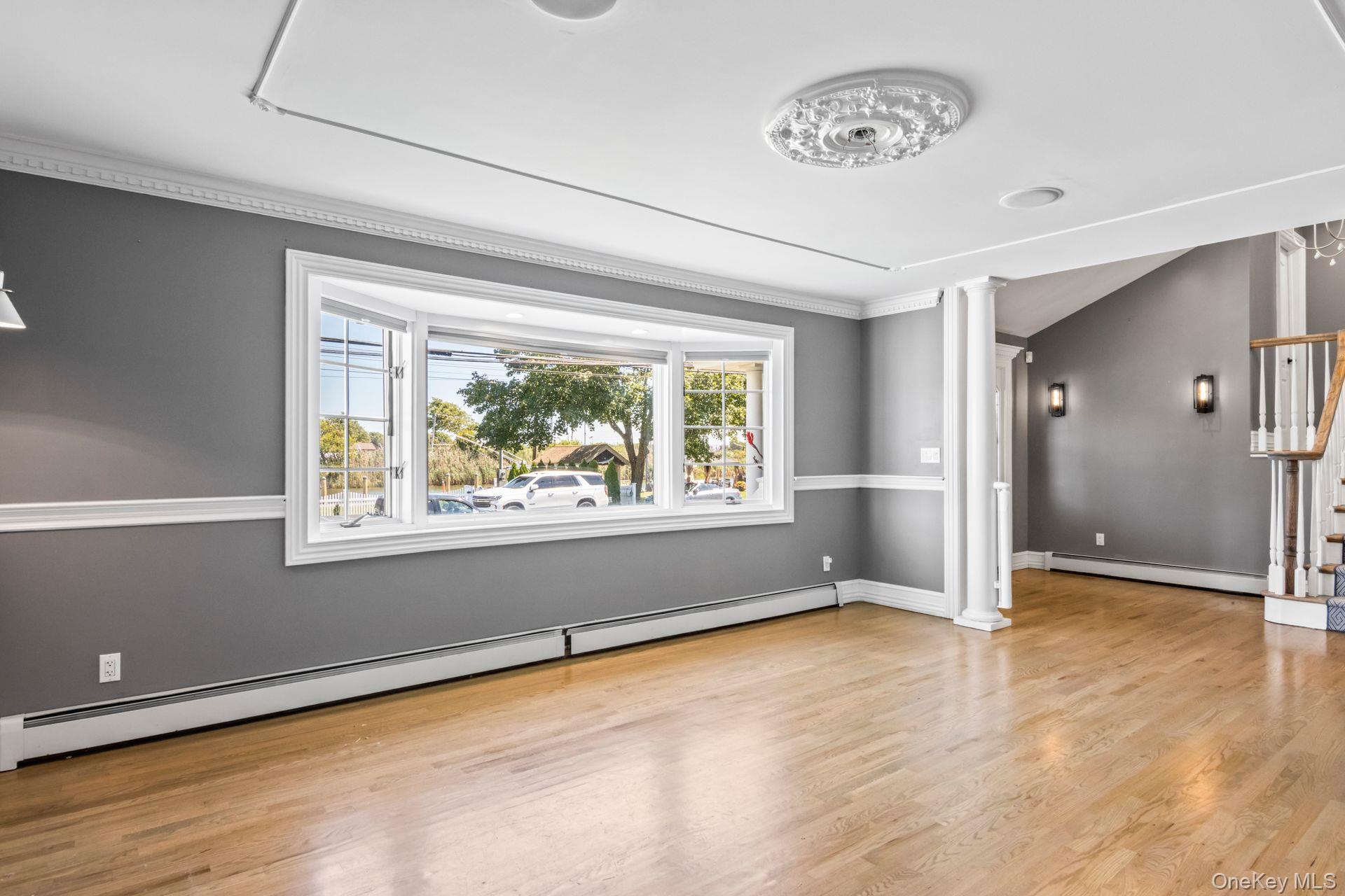 59 Western Concourse, Amity Harbor, NY 11701