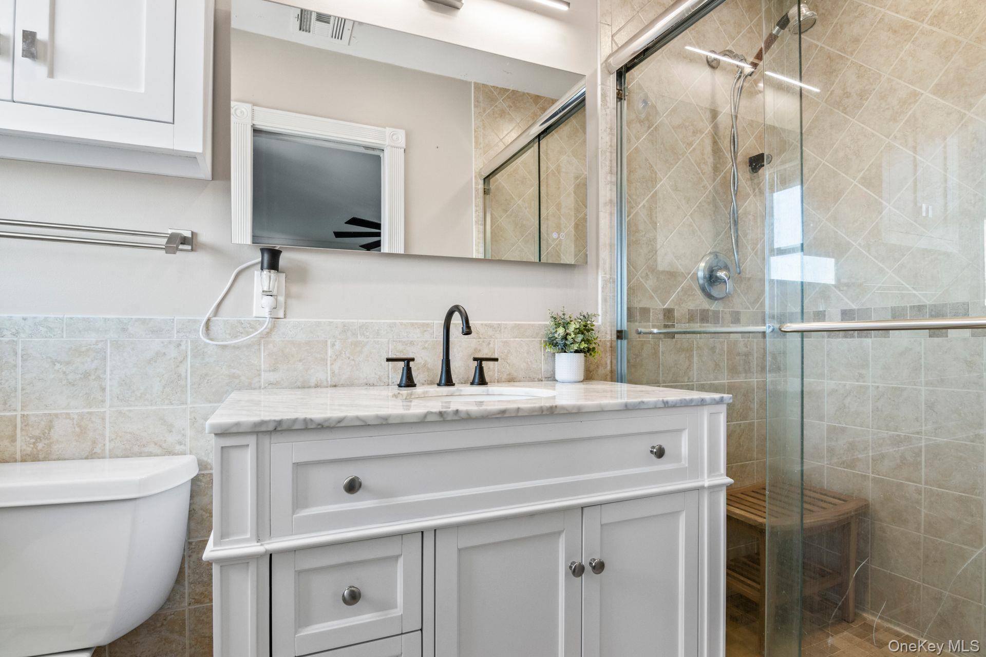 59 Western Concourse, Amity Harbor, NY 11701