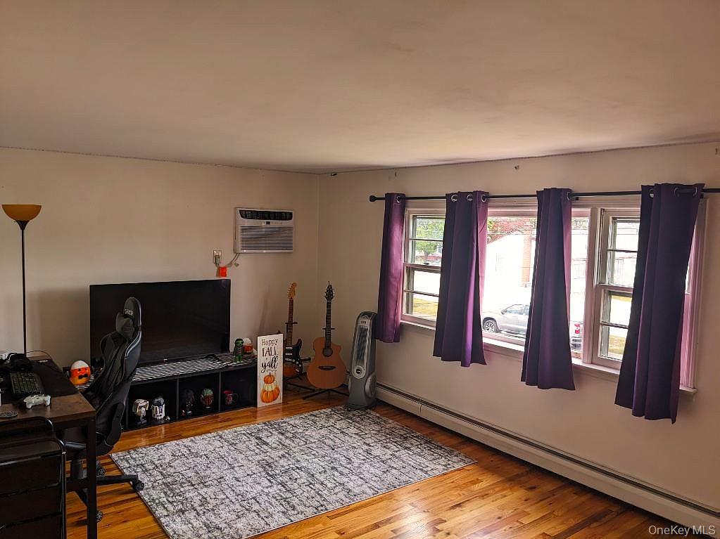 353 49th Street, Lindenhurst, NY 11757