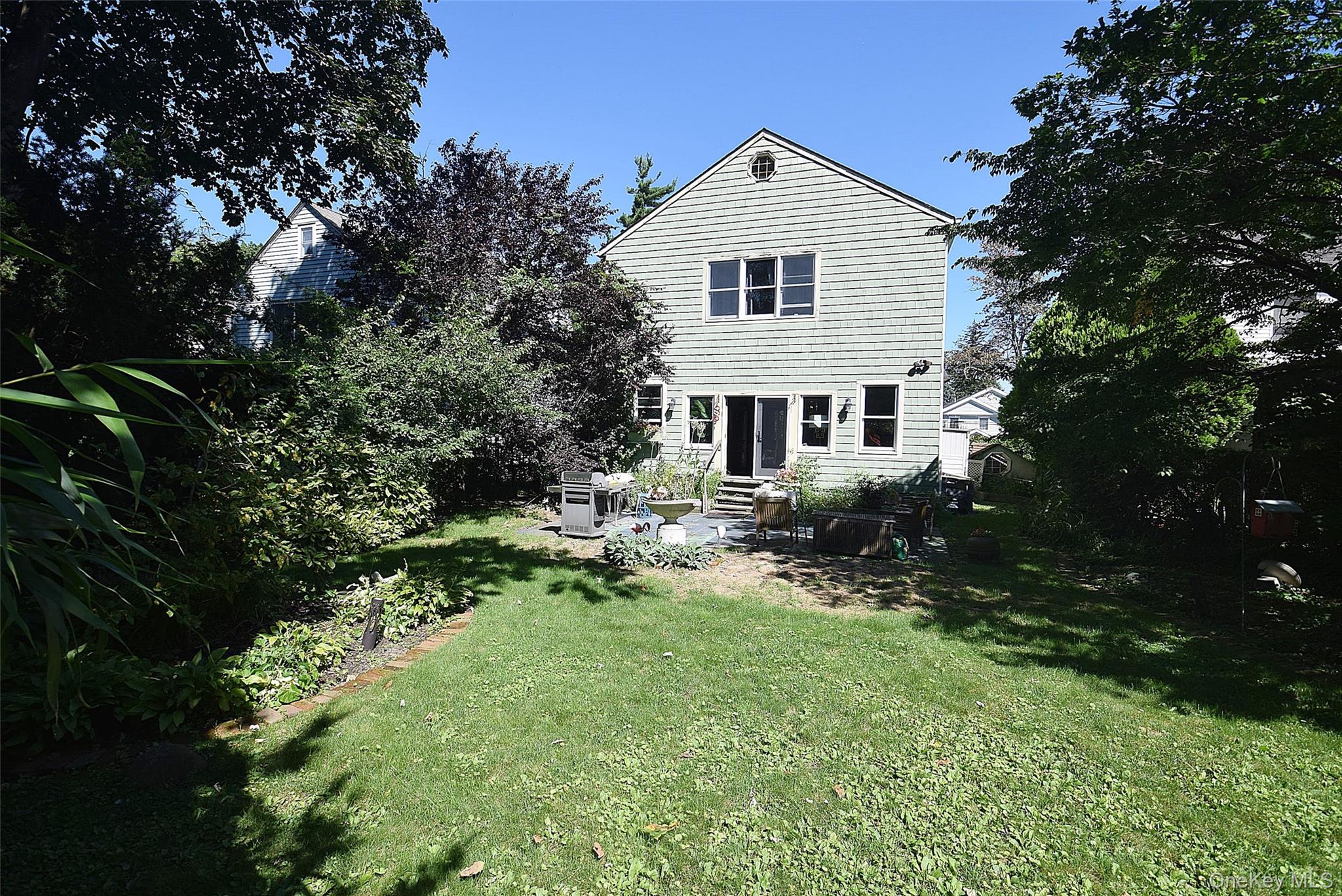 24038 Poplar Street, Douglaston, NY 11363