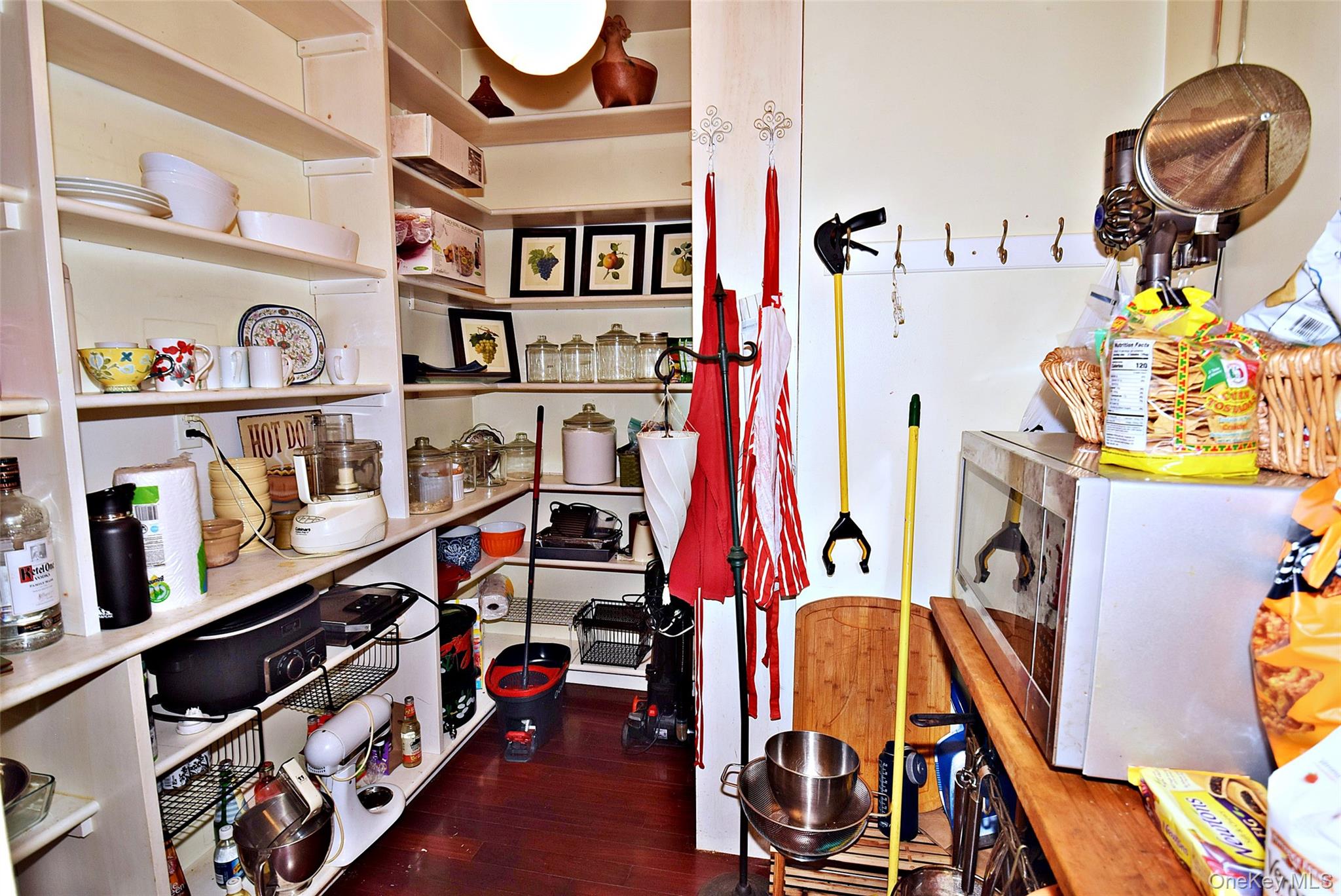 24038 Poplar Street, Douglaston, NY 11363