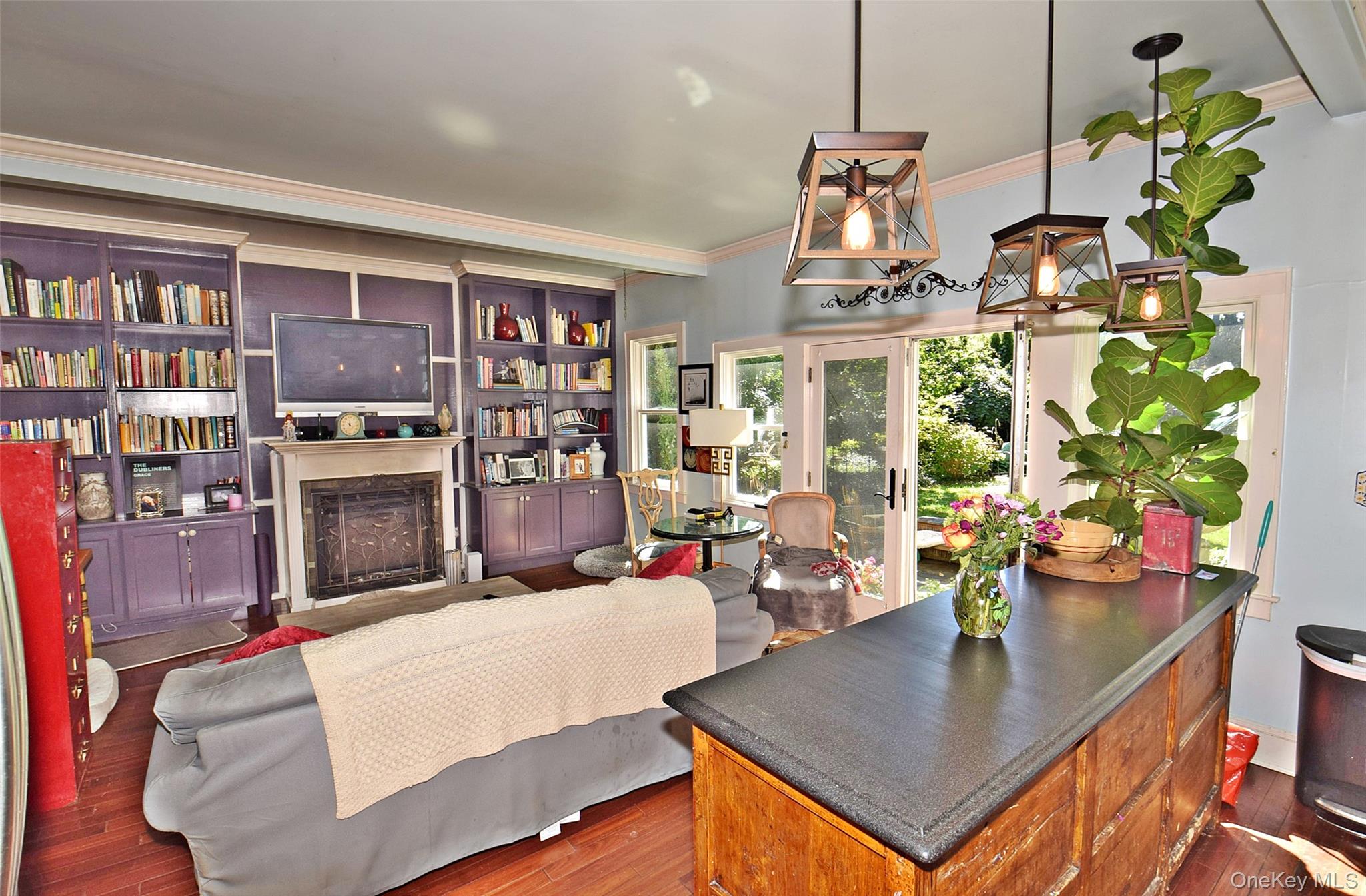 24038 Poplar Street, Douglaston, NY 11363