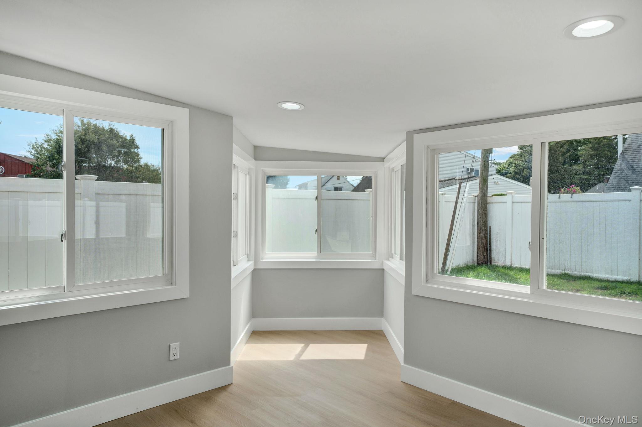 18 Mist Lane, Westbury, NY 11590