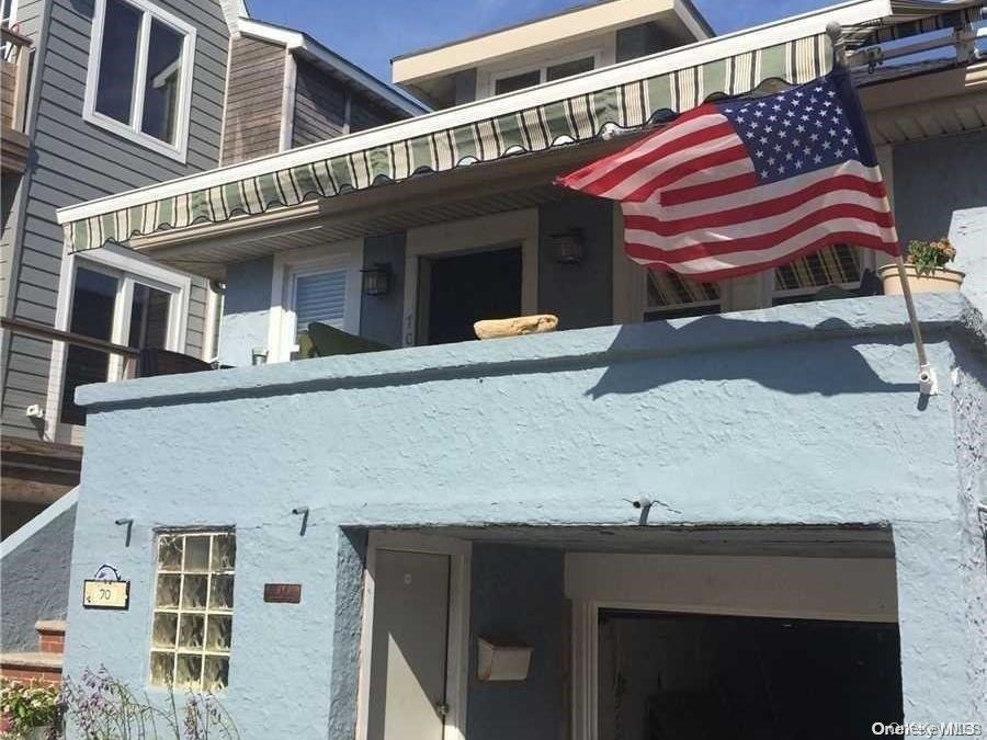 70 Kentucky Street # upper, Long Beach, NY 11561