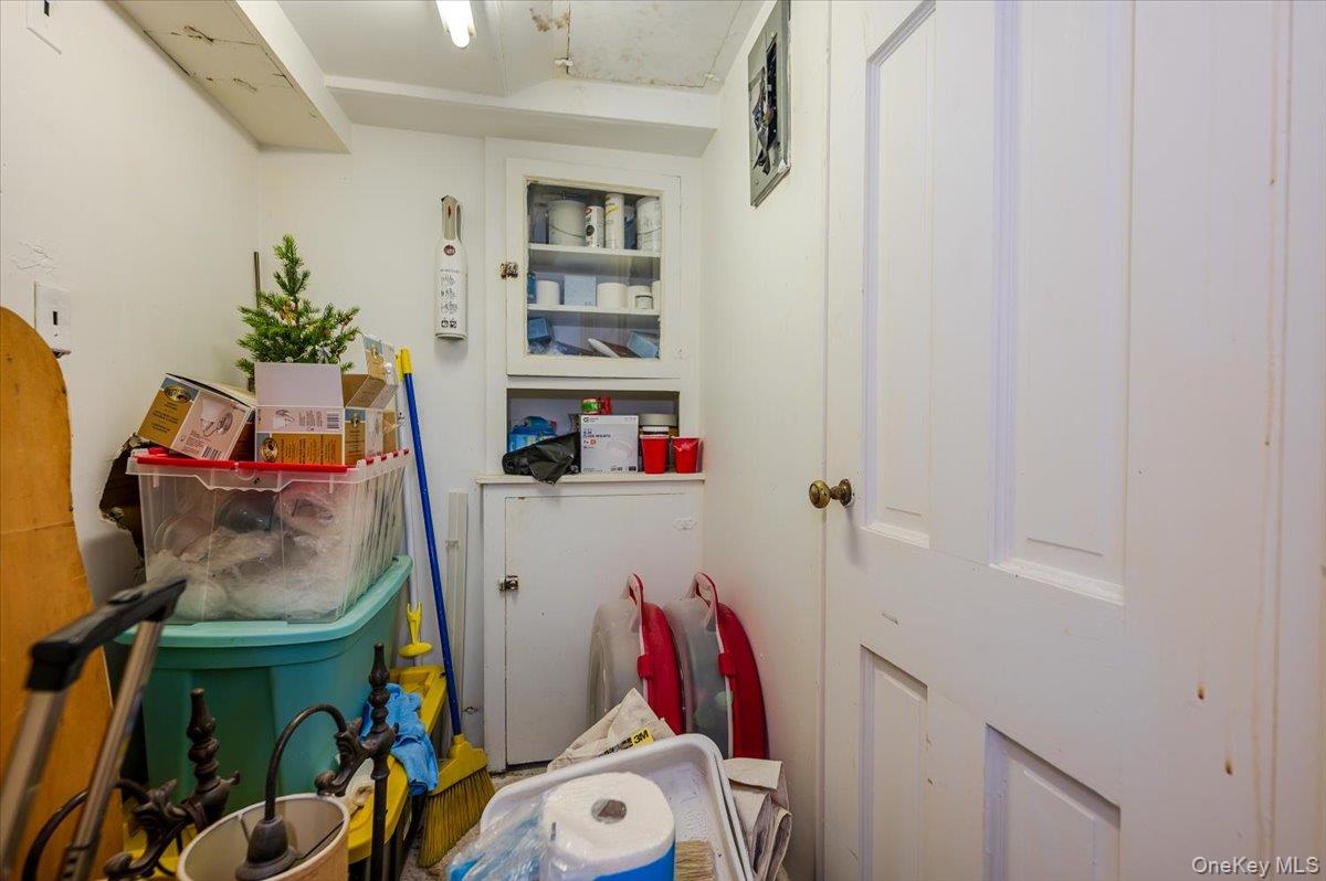 23 S Village Avenue, Rockville Centre, NY 11570