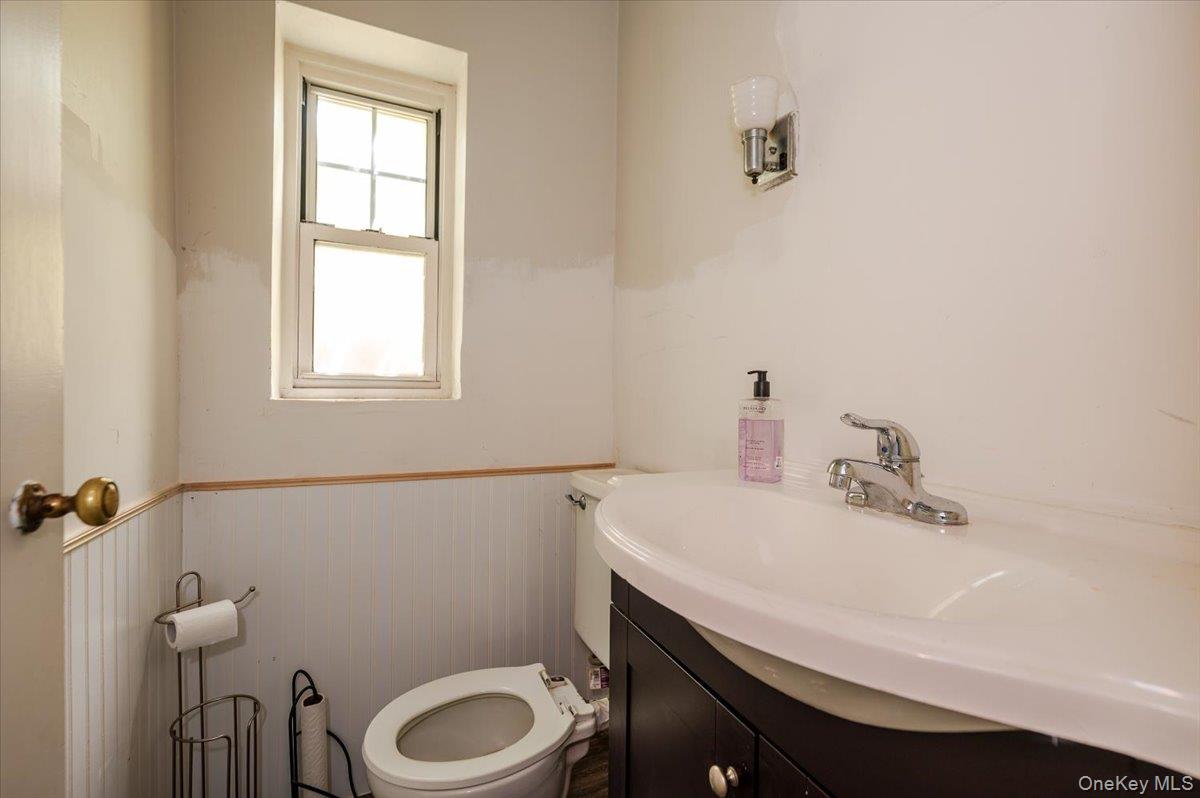 23 S Village Avenue, Rockville Centre, NY 11570