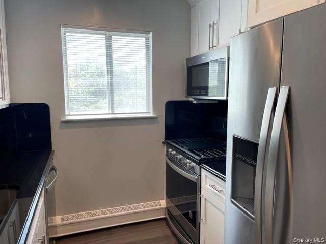 11 South Saxon Avenue # 4A, Bay Shore, NY 11706