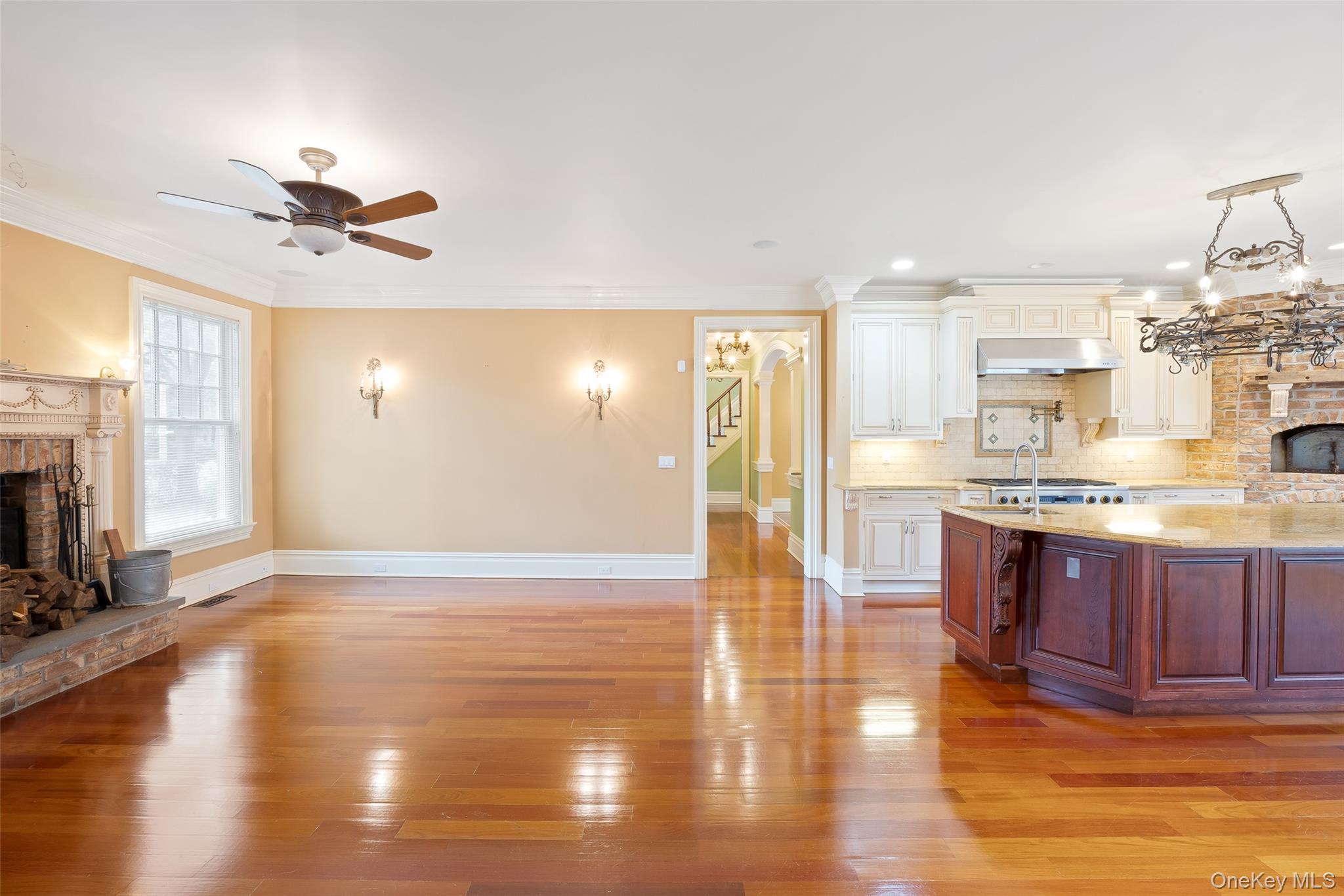 52 Brushy Neck Ln, Westhampton, NY 11977