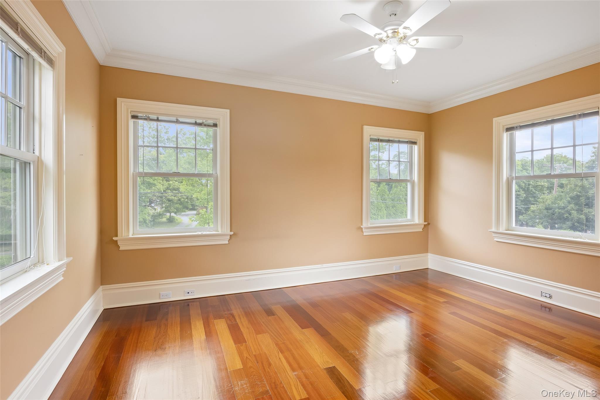 52 Brushy Neck Ln, Westhampton, NY 11977