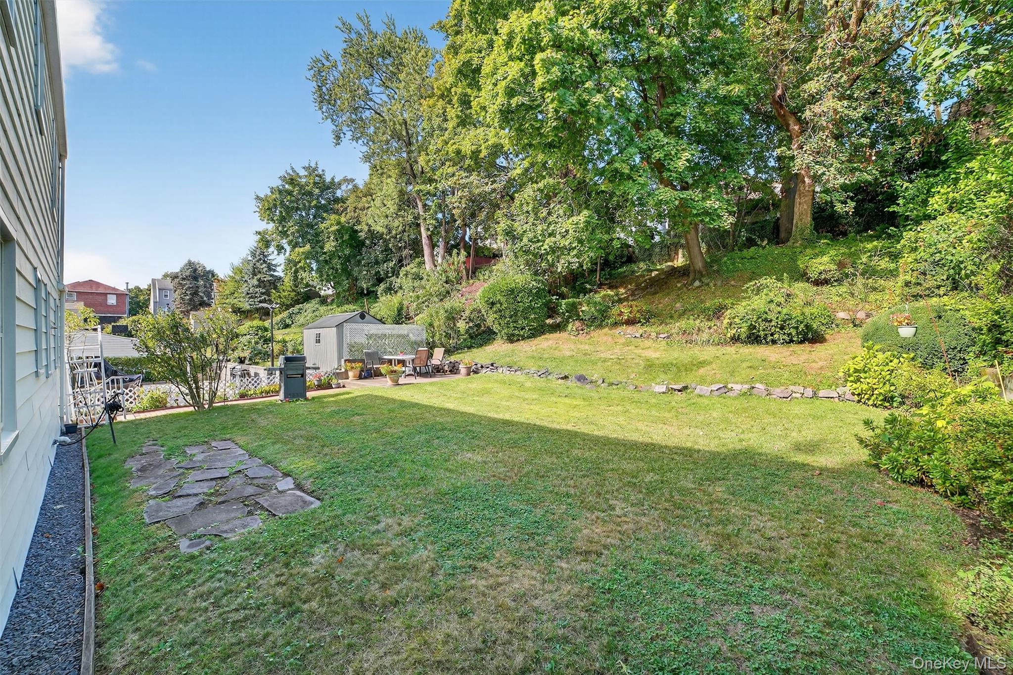 331 Sommerville Place, Yonkers, NY 10703