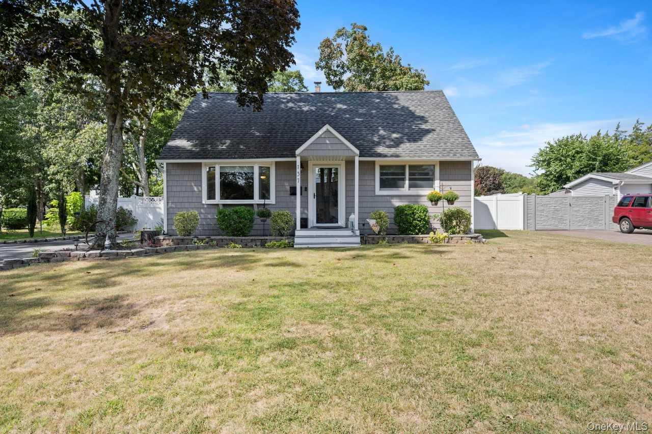 137 Dawn Drive, Centereach, NY 11720