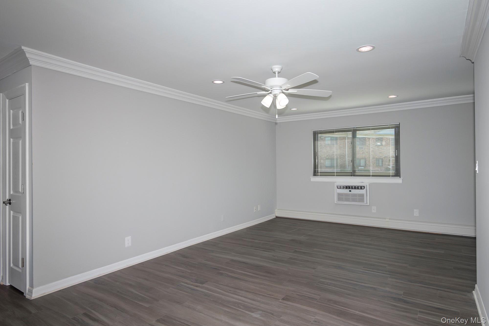 405 Brentwood Road # 405-02, Bay Shore, NY 11706