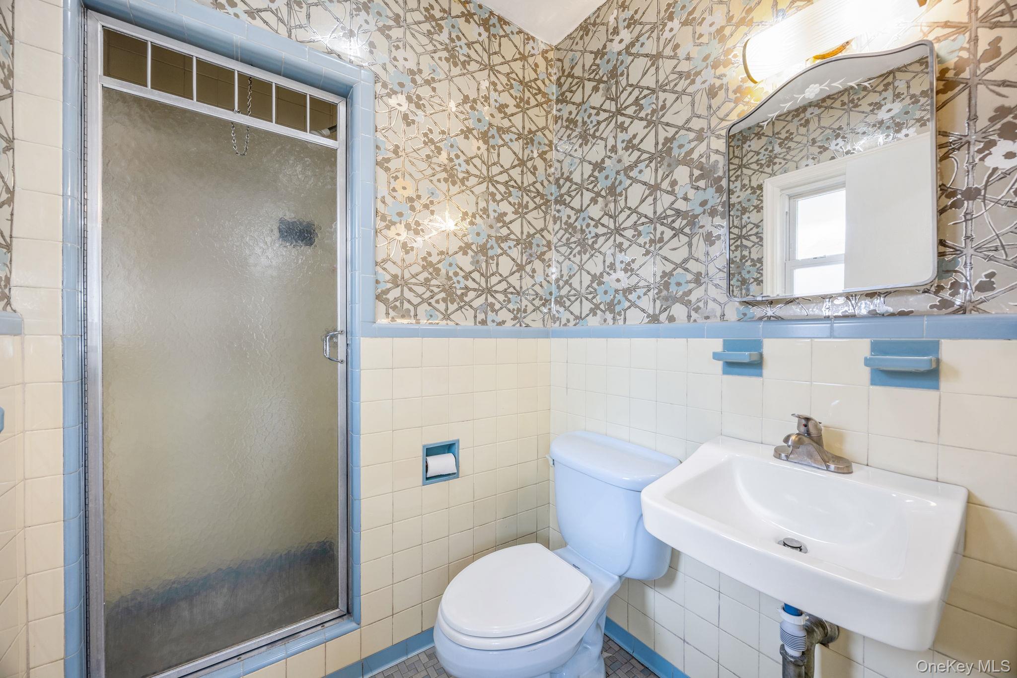 8225 232nd Street, Jamaica, NY 11427