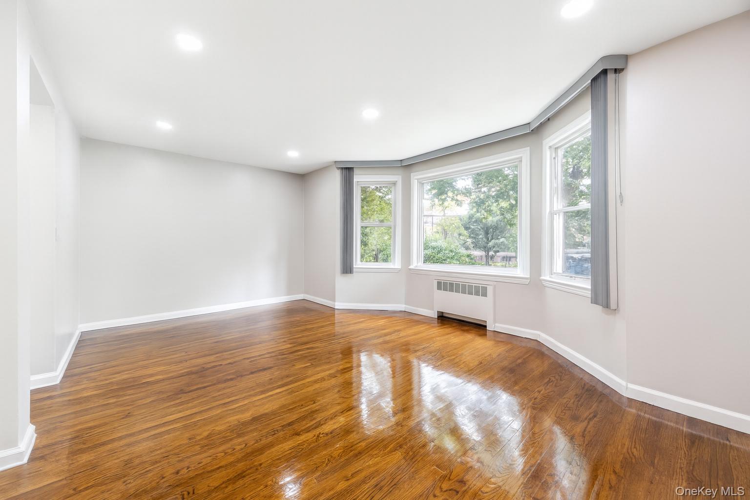 8225 232nd Street, Jamaica, NY 11427