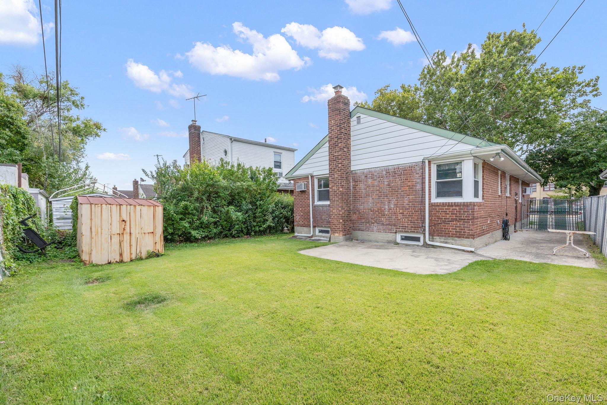 8225 232nd Street, Jamaica, NY 11427