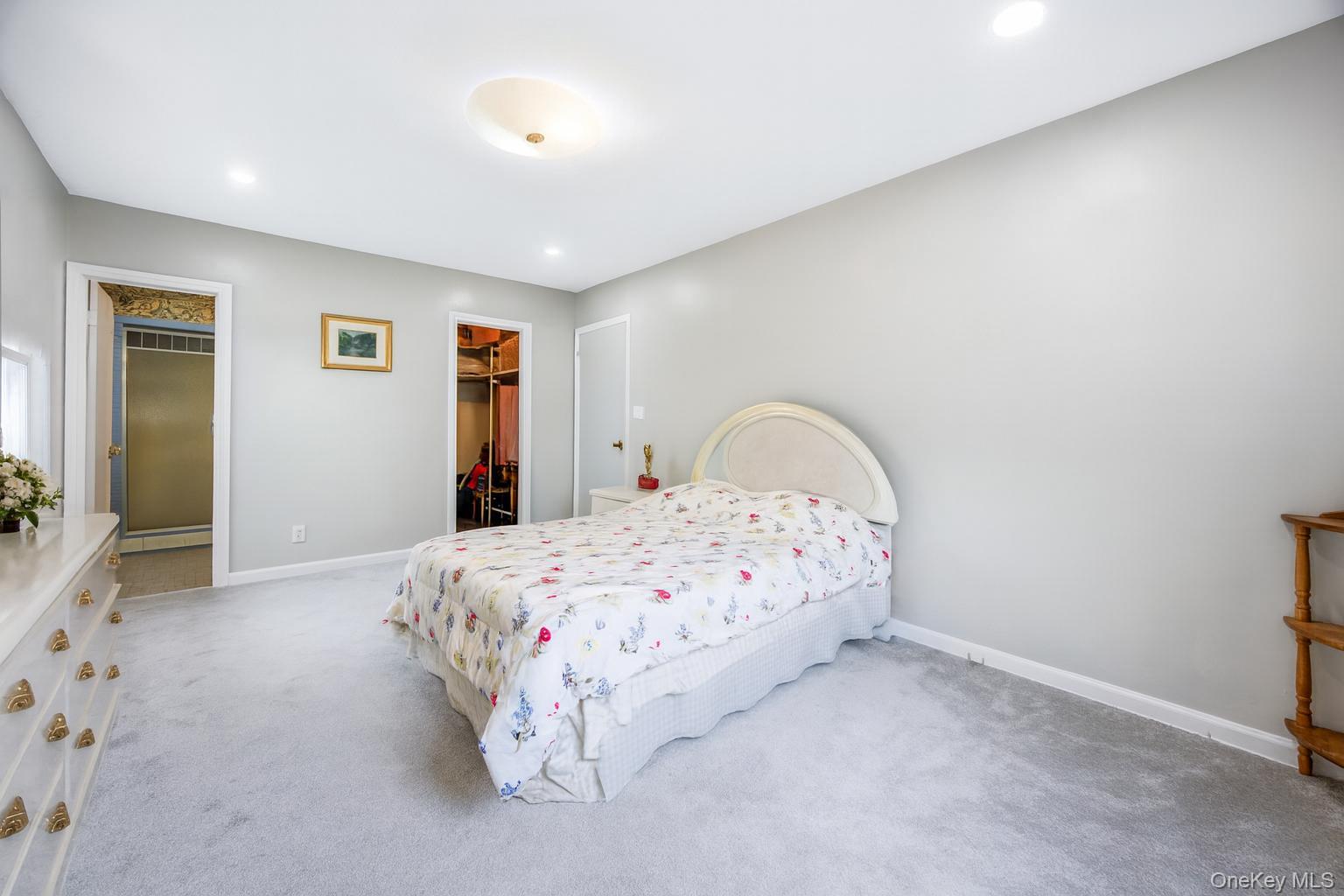 8225 232nd Street, Jamaica, NY 11427