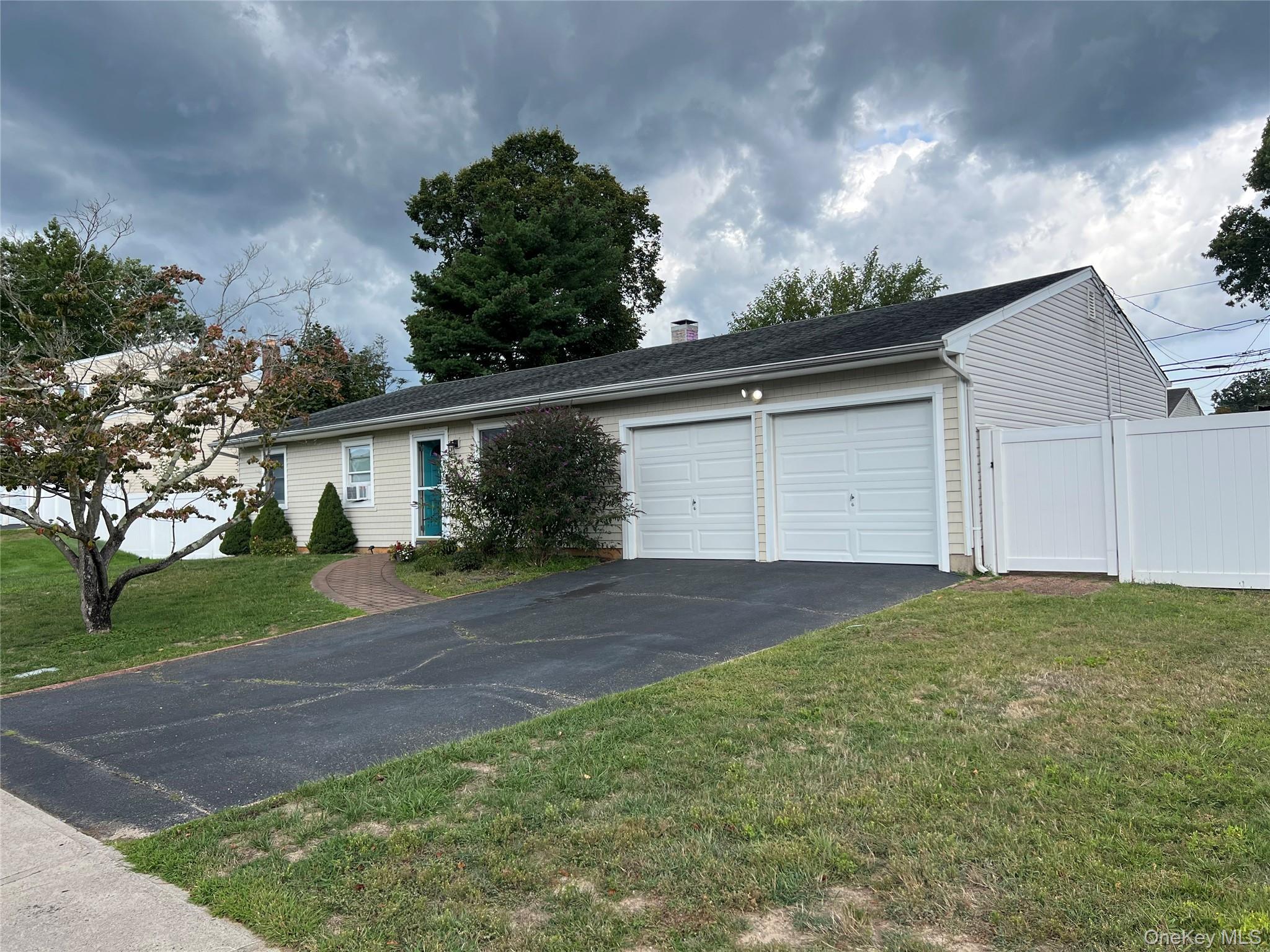 43 Rush Street, Port Jefferson Station, NY 11776