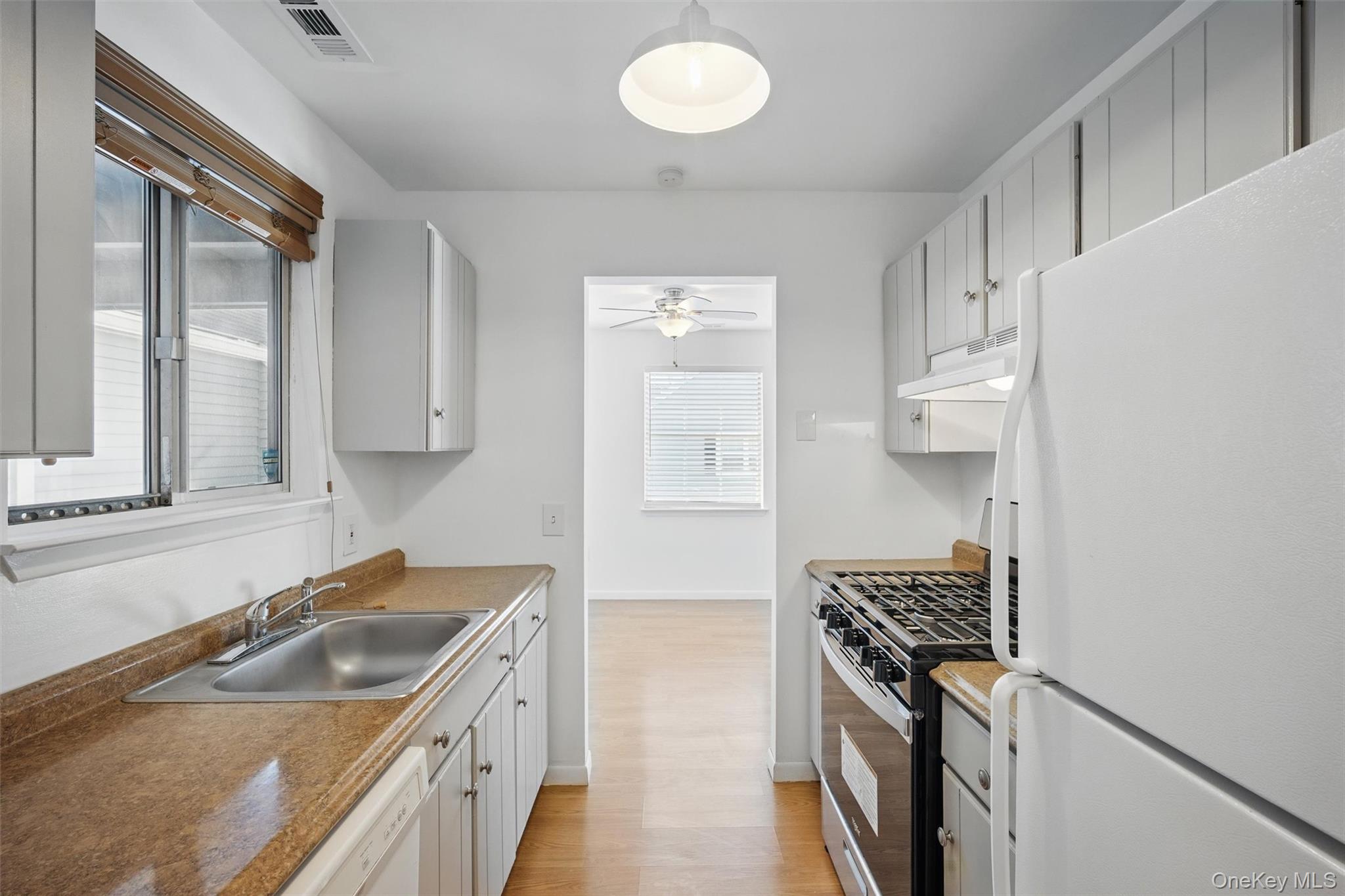 201 Commons Way Unit E, Fishkill, NY 12524