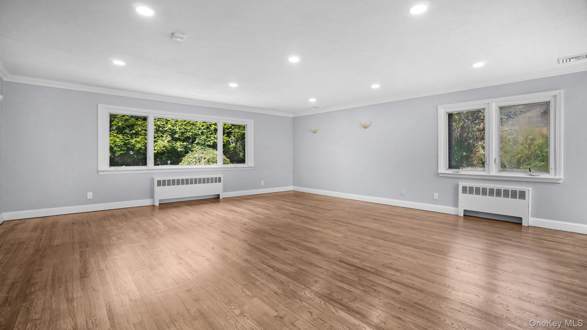 827 Eastfield Road, Westbury, NY 11590