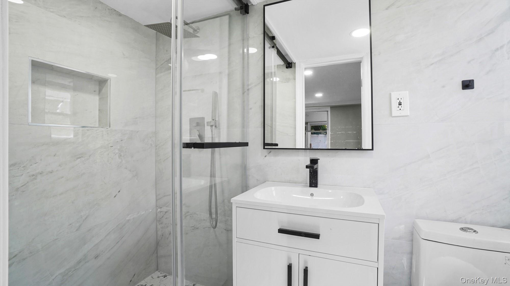 827 Eastfield Road, Westbury, NY 11590