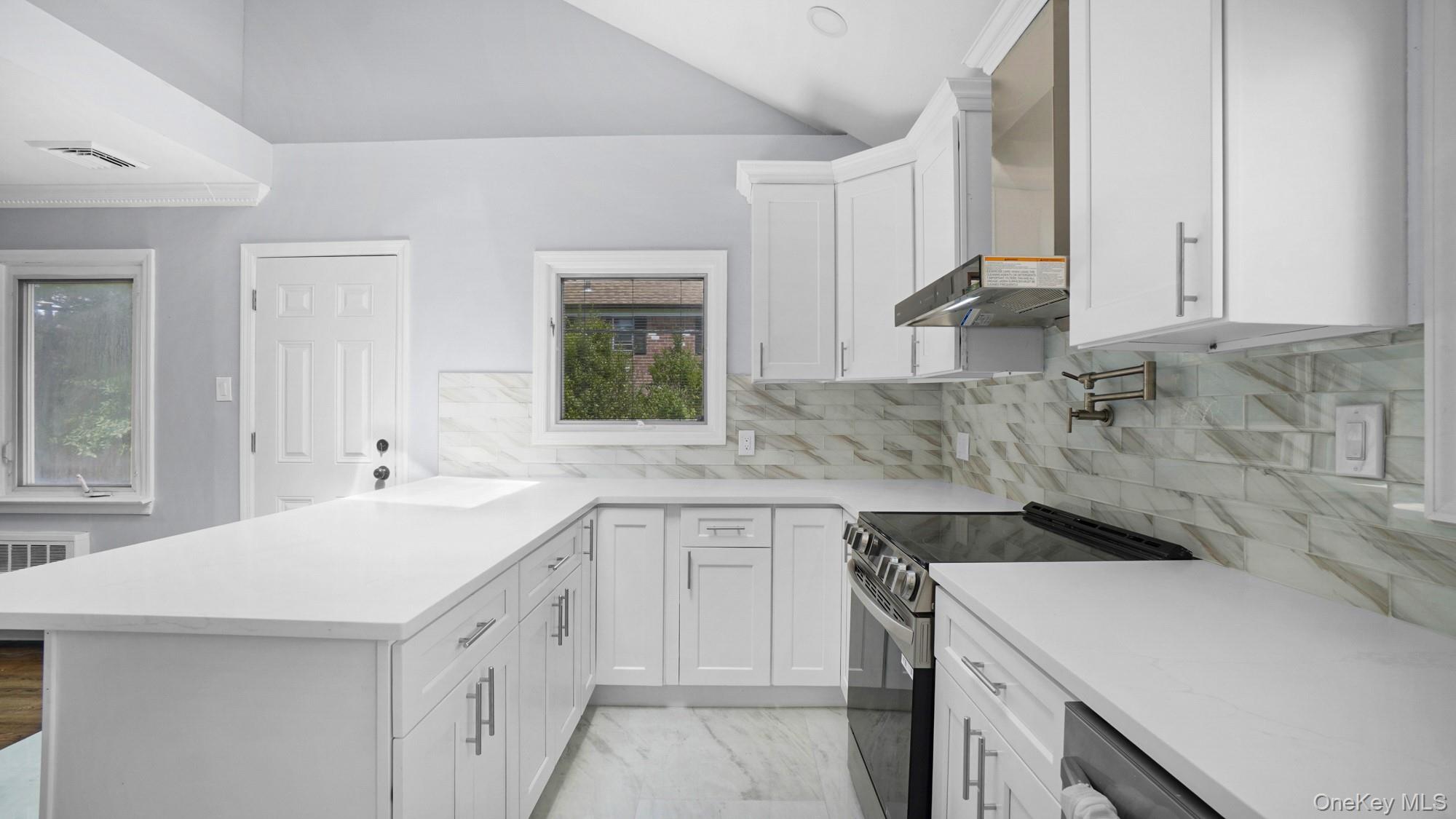 827 Eastfield Road, Westbury, NY 11590