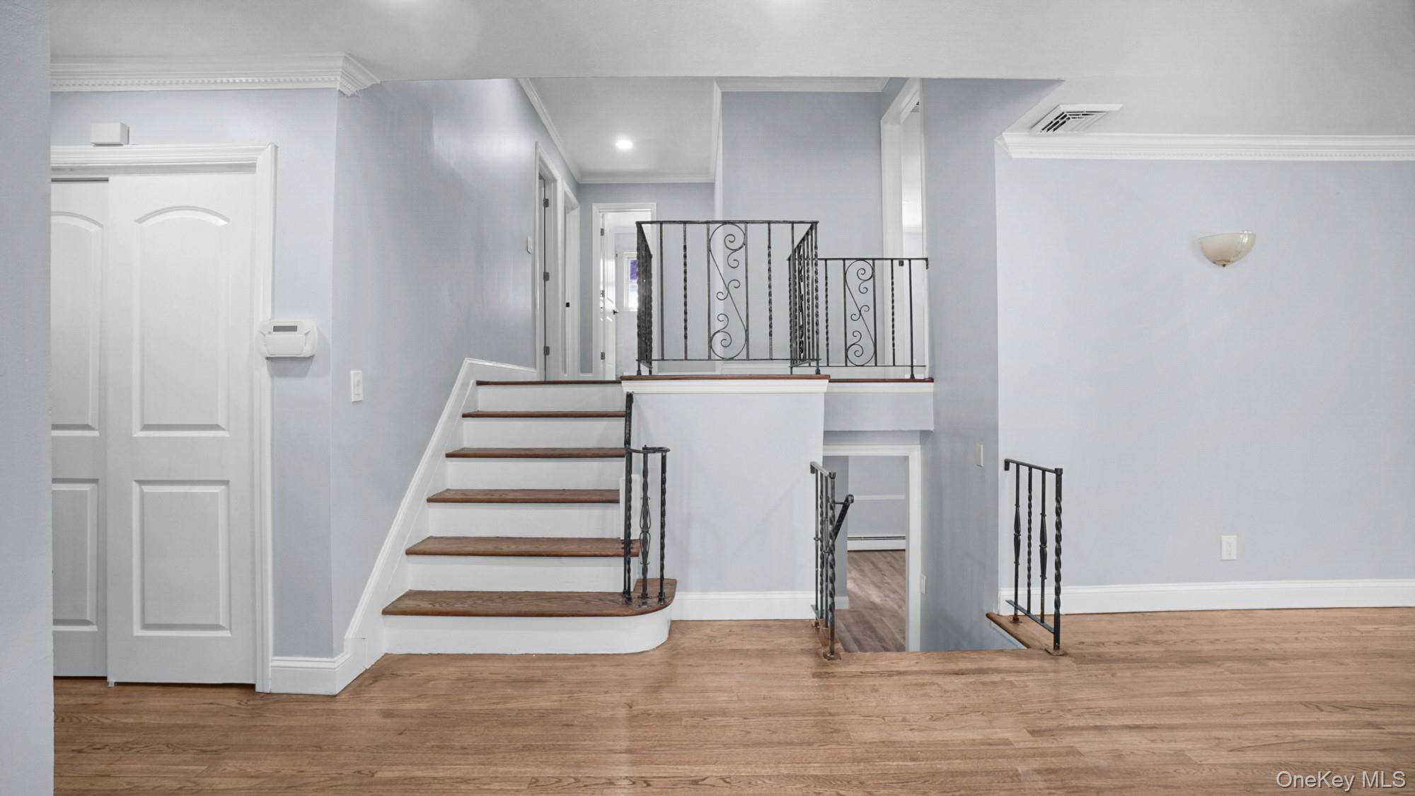 827 Eastfield Road, Westbury, NY 11590