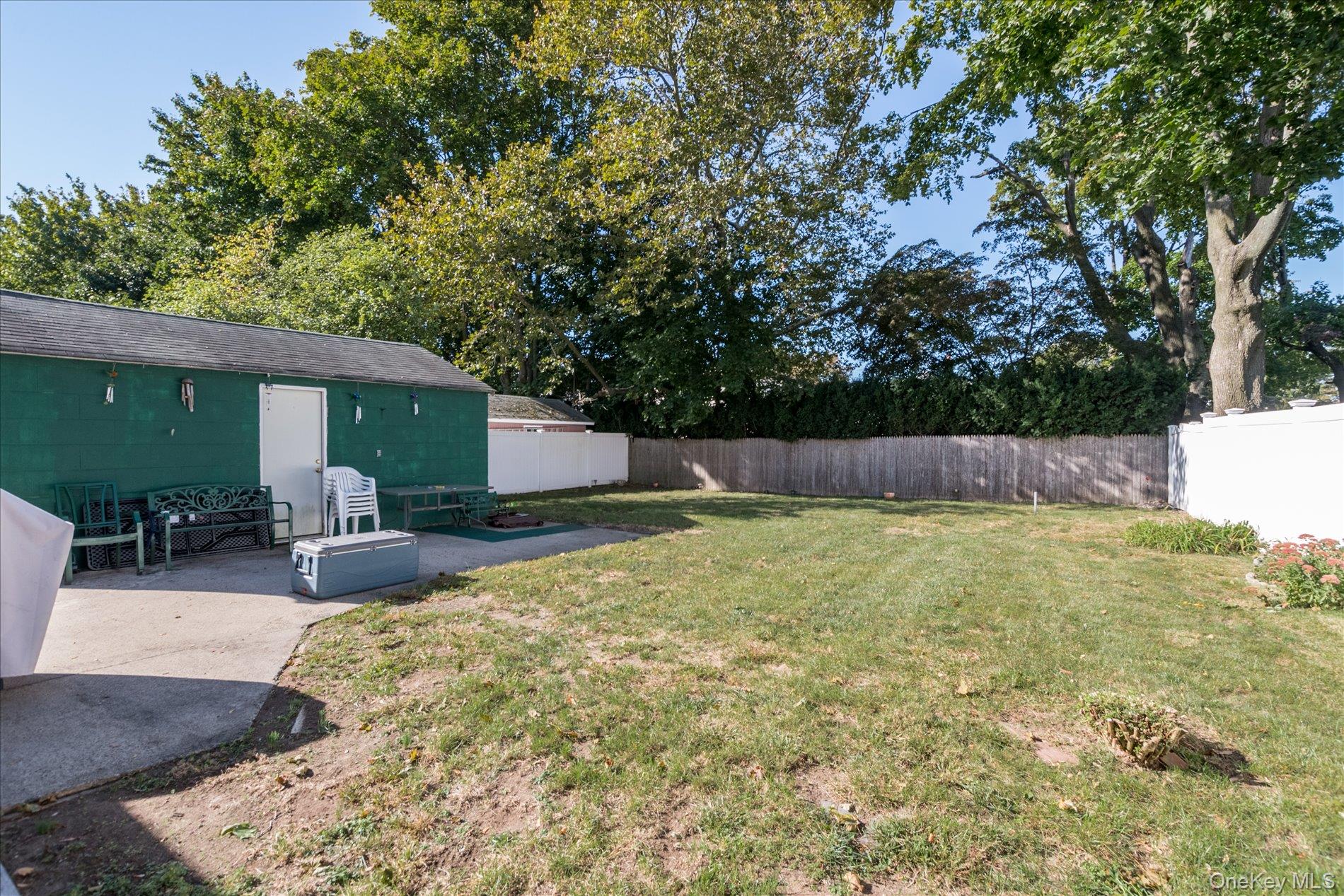 472 Emerson Street, Uniondale, NY 11553