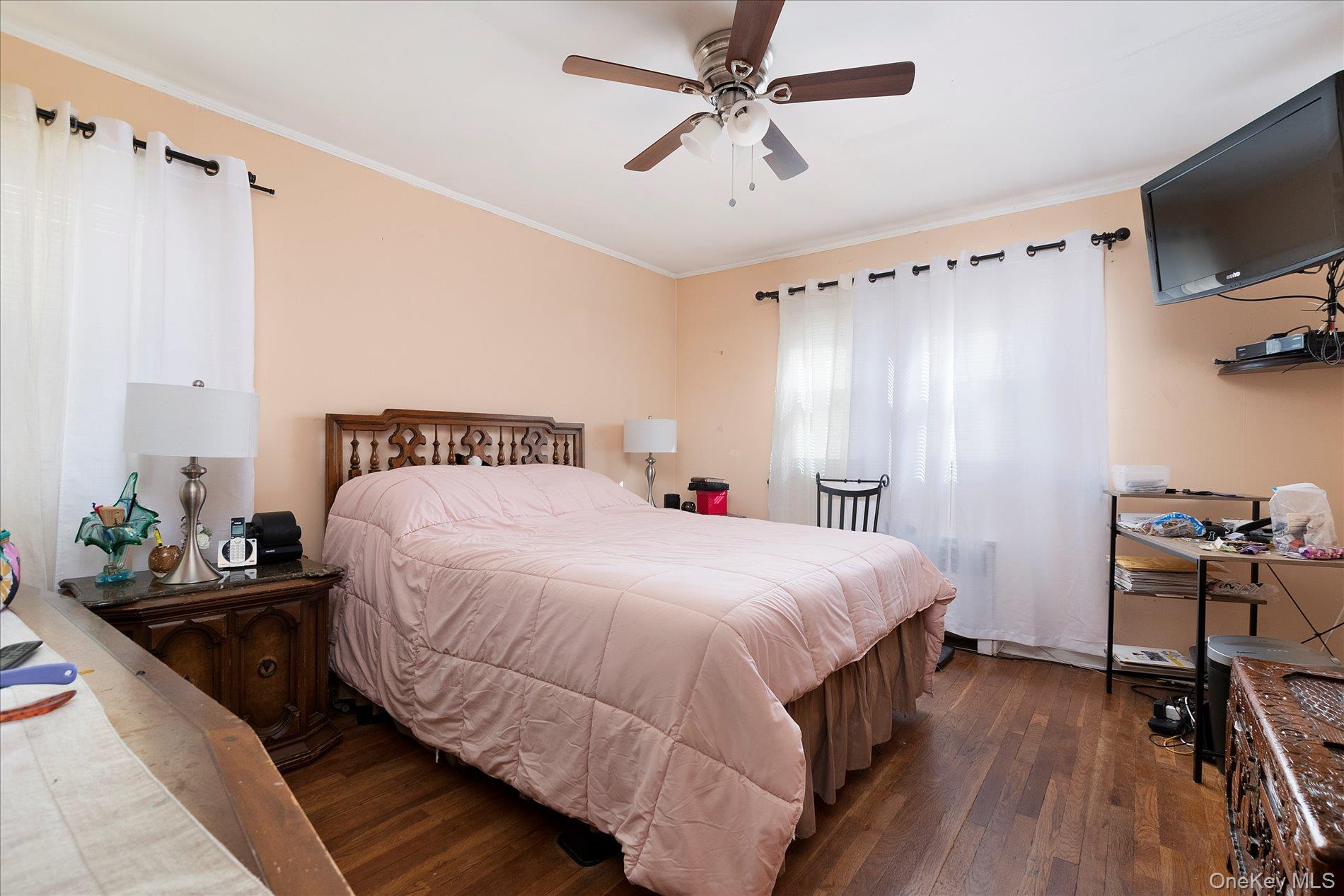 472 Emerson Street, Uniondale, NY 11553