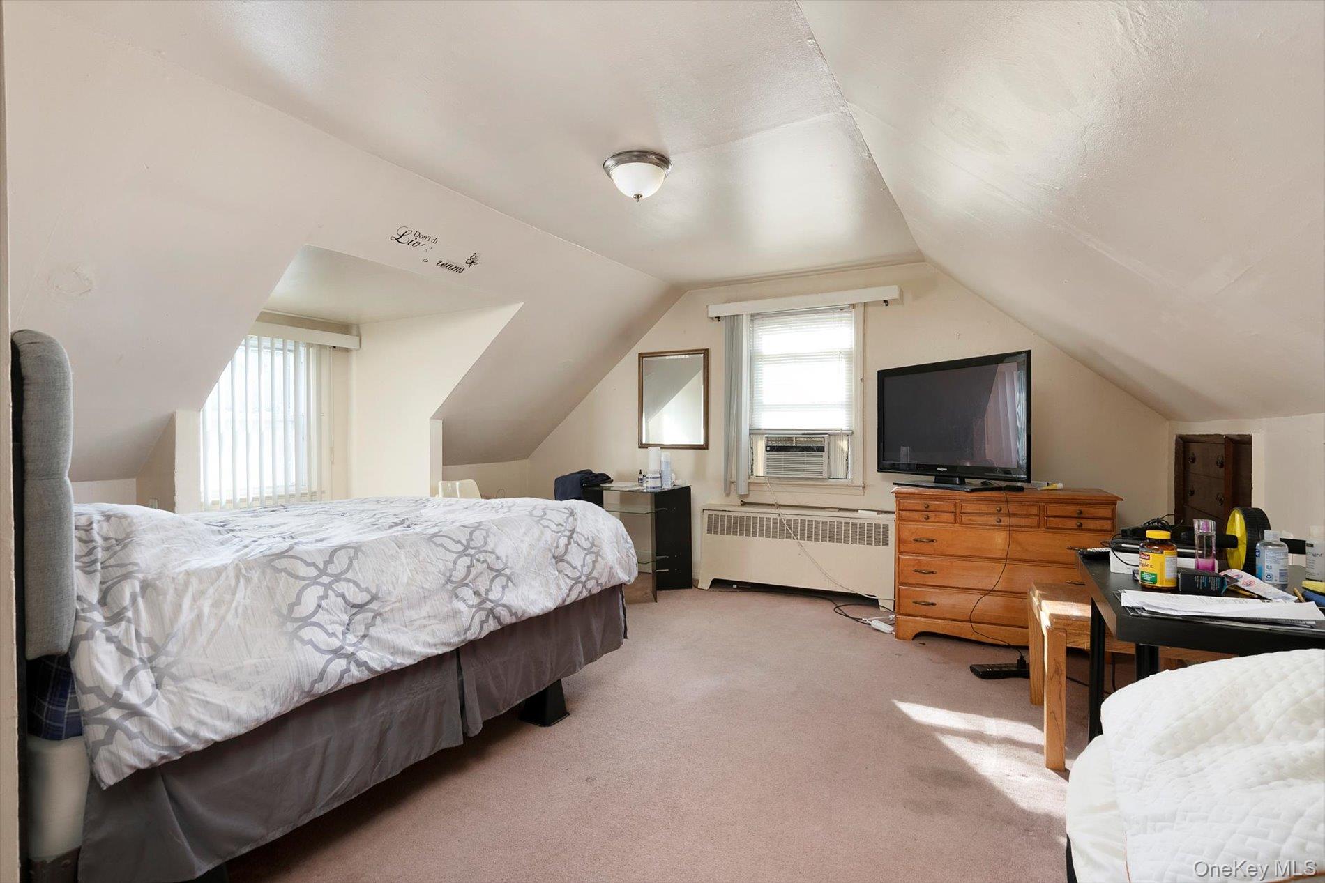 472 Emerson Street, Uniondale, NY 11553