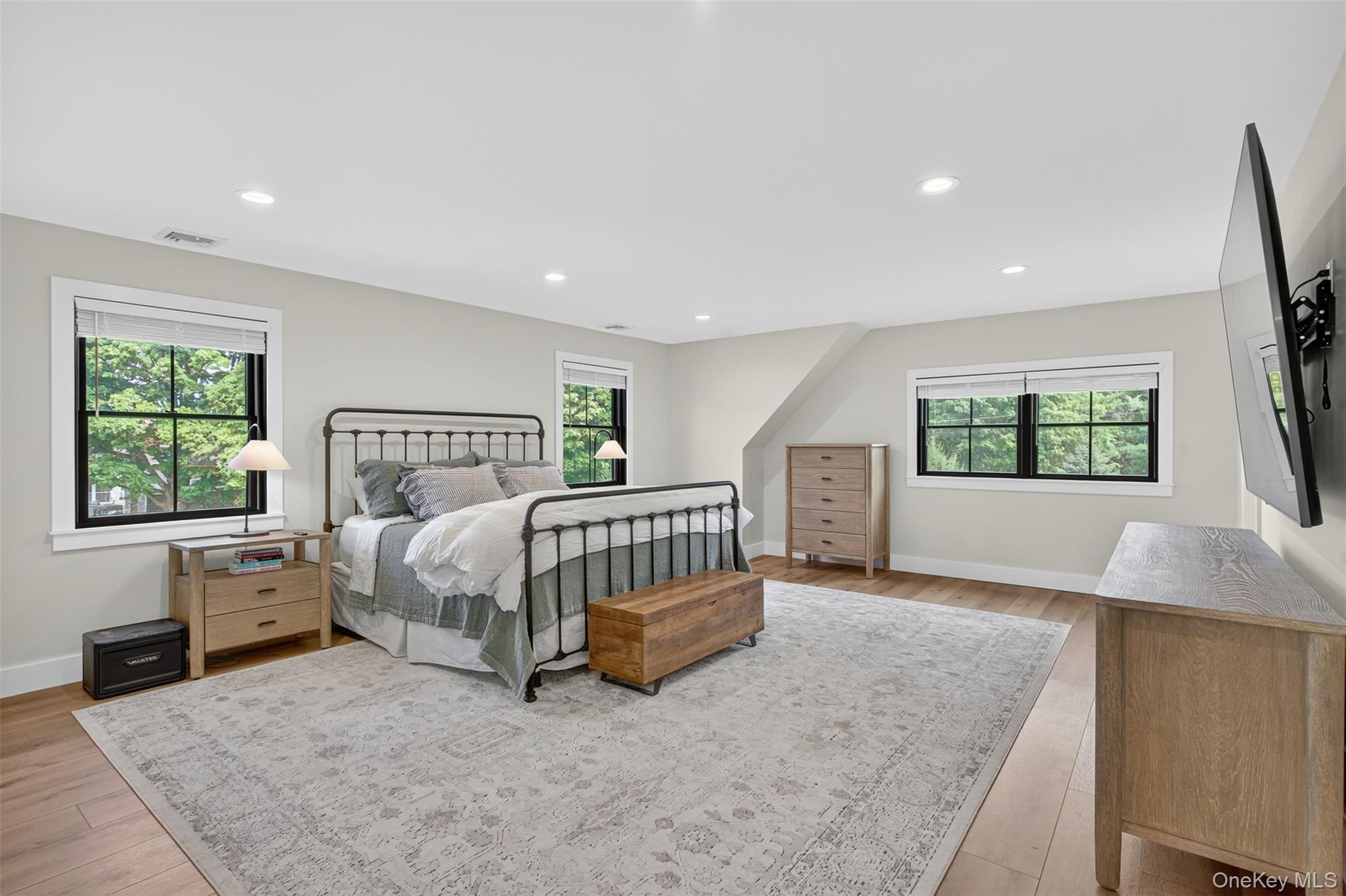 1 Janine Place, Highland, NY 12528