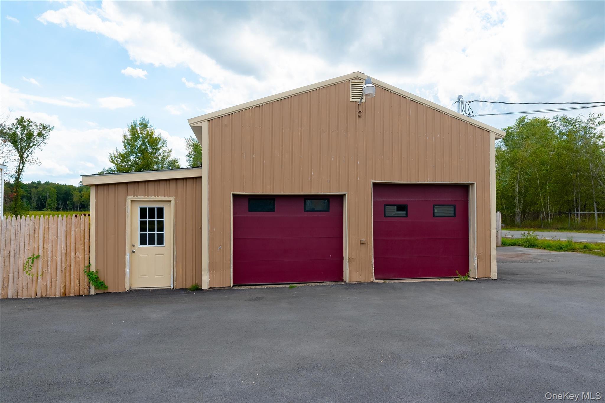 193 E Broadway # B, Monticello, NY 12701