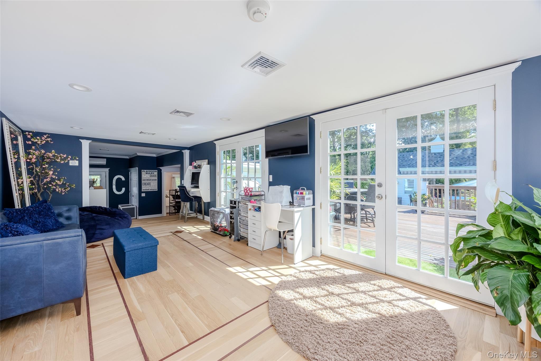 42 Revilo Avenue, Shirley, NY 11967